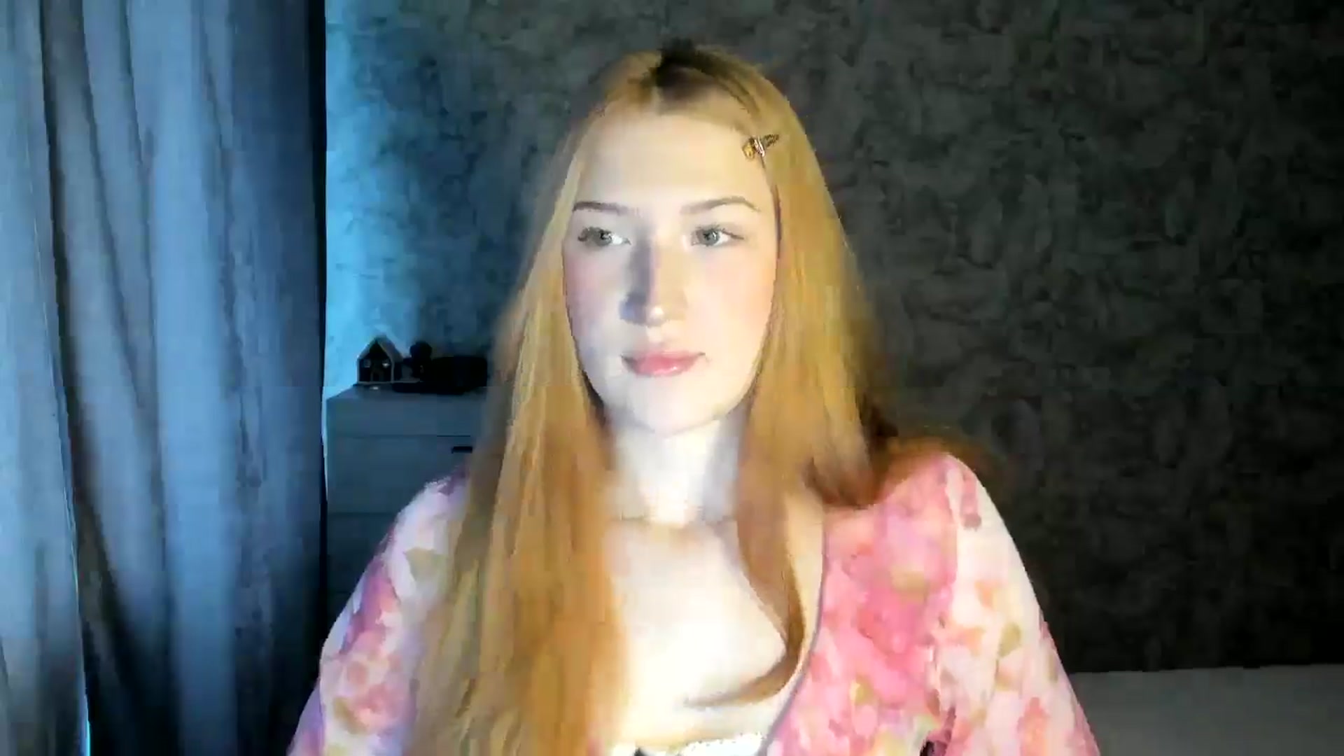 Gallery image thumbnail from Ilona_Here's myfreecams stream on, 01/08/2026, 09:24 image 12 of 20