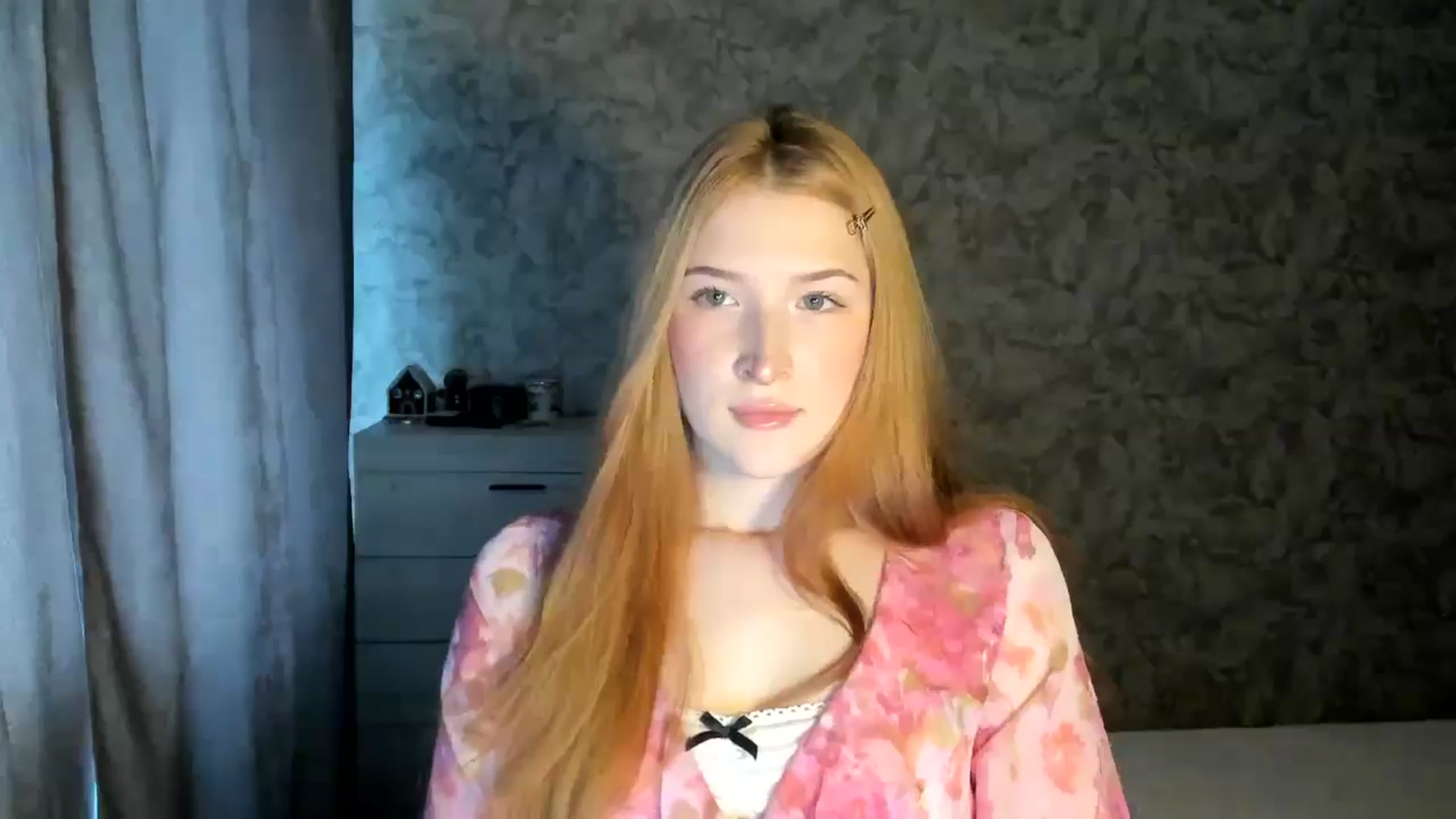 Gallery image thumbnail from Ilona_Here's myfreecams stream on, 01/08/2026, 09:24 image 16 of 20