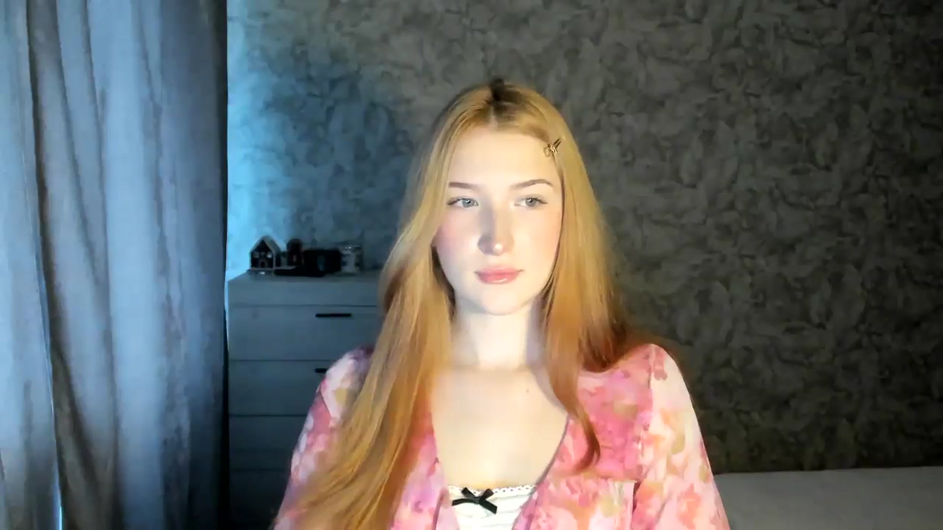 Gallery image thumbnail from Ilona_Here's myfreecams stream on, 01/08/2026, 09:24 image 2 of 20