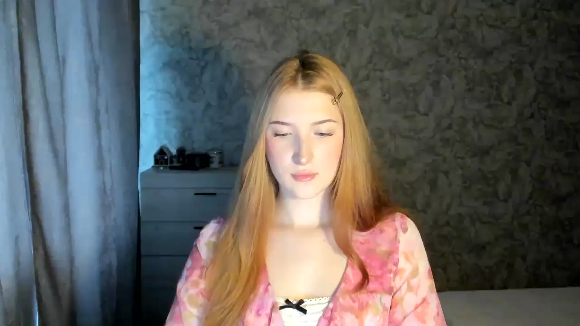 Gallery image thumbnail from Ilona_Here's myfreecams stream on, 01/08/2026, 09:24 image 8 of 20