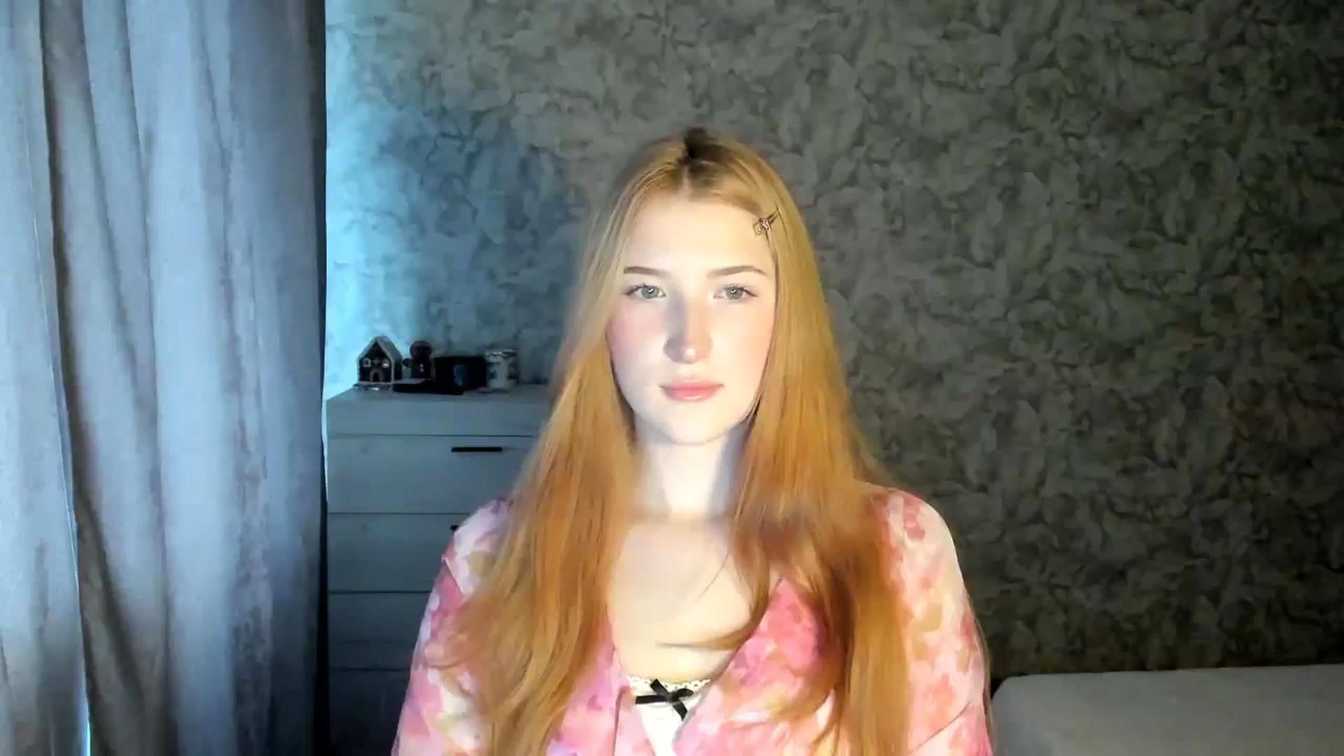 Gallery image thumbnail from Ilona_Here's myfreecams stream on, 01/08/2026, 10:17 image 19 of 20
