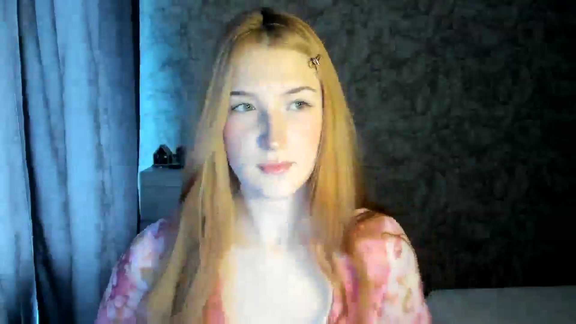 Gallery image thumbnail from Ilona_Here's myfreecams stream on, 01/08/2026, 10:17 image 14 of 20