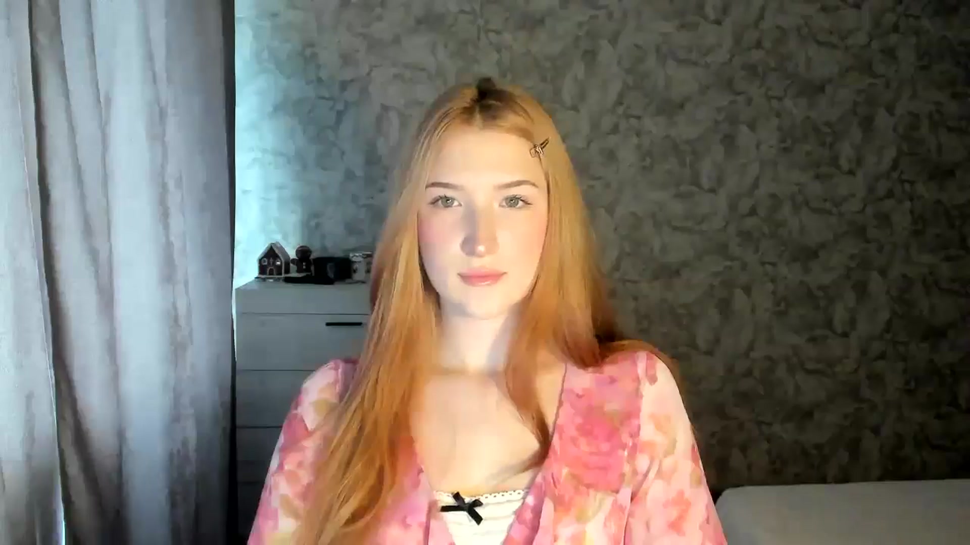 Gallery image thumbnail from Ilona_Here's myfreecams stream on, 01/08/2026, 10:17 image 4 of 20