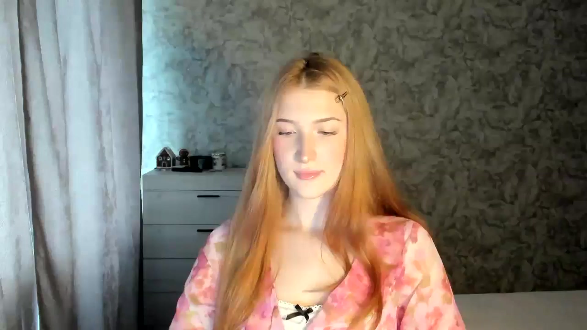Gallery image thumbnail from Ilona_Here's myfreecams stream on, 01/08/2026, 10:59 image 7 of 20