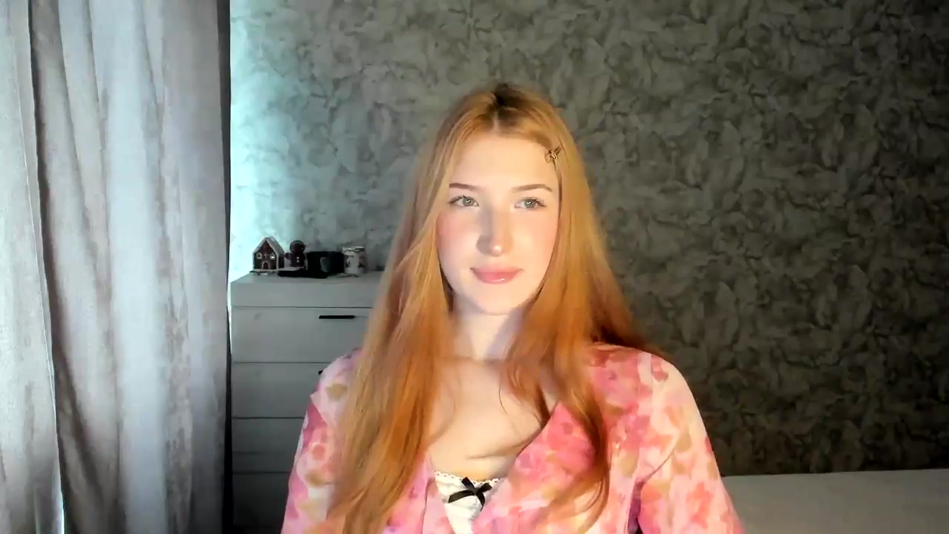 Gallery image thumbnail from Ilona_Here's myfreecams stream on, 01/08/2026, 10:59 image 15 of 20