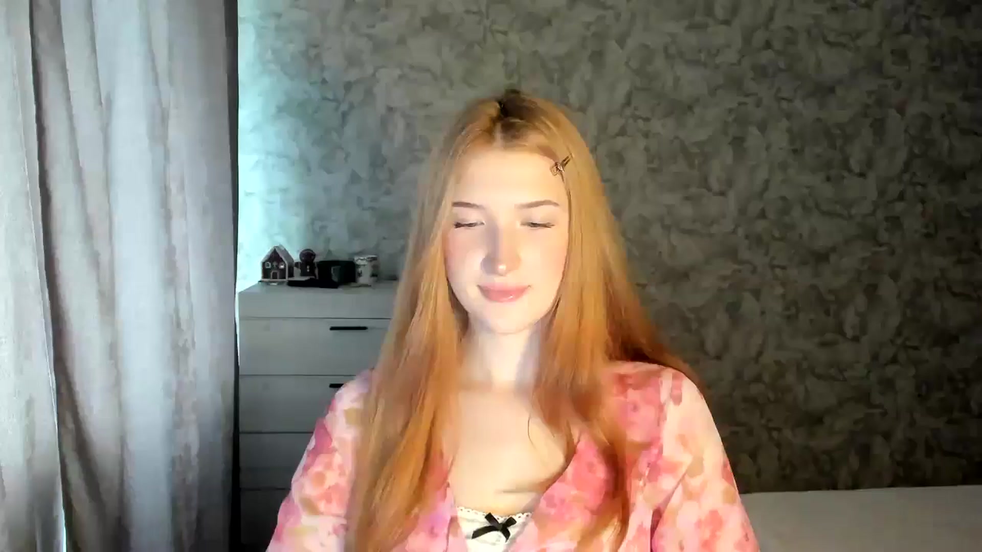 Gallery image thumbnail from Ilona_Here's myfreecams stream on, 01/08/2026, 10:59 image 9 of 20