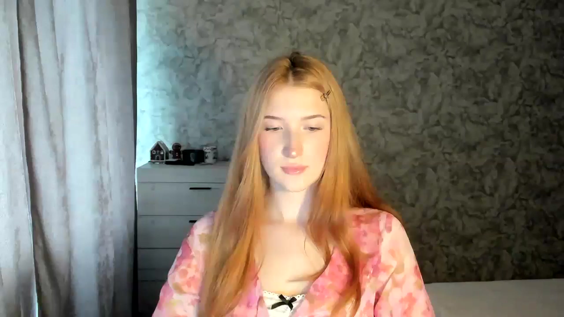 Gallery image thumbnail from Ilona_Here's myfreecams stream on, 01/08/2026, 10:59 image 8 of 20