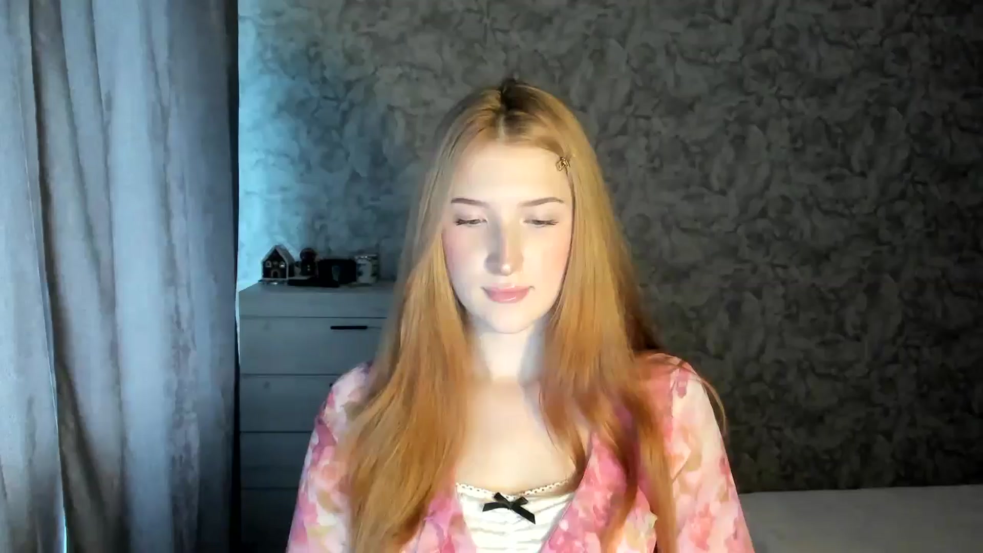 Gallery image thumbnail from Ilona_Here's myfreecams stream on, 01/08/2026, 11:33 image 15 of 20