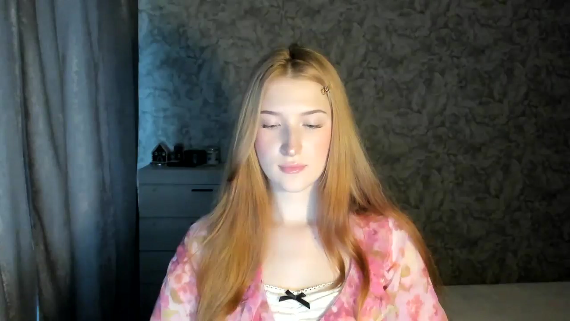 Gallery image thumbnail from Ilona_Here's myfreecams stream on, 01/08/2026, 11:33 image 5 of 20