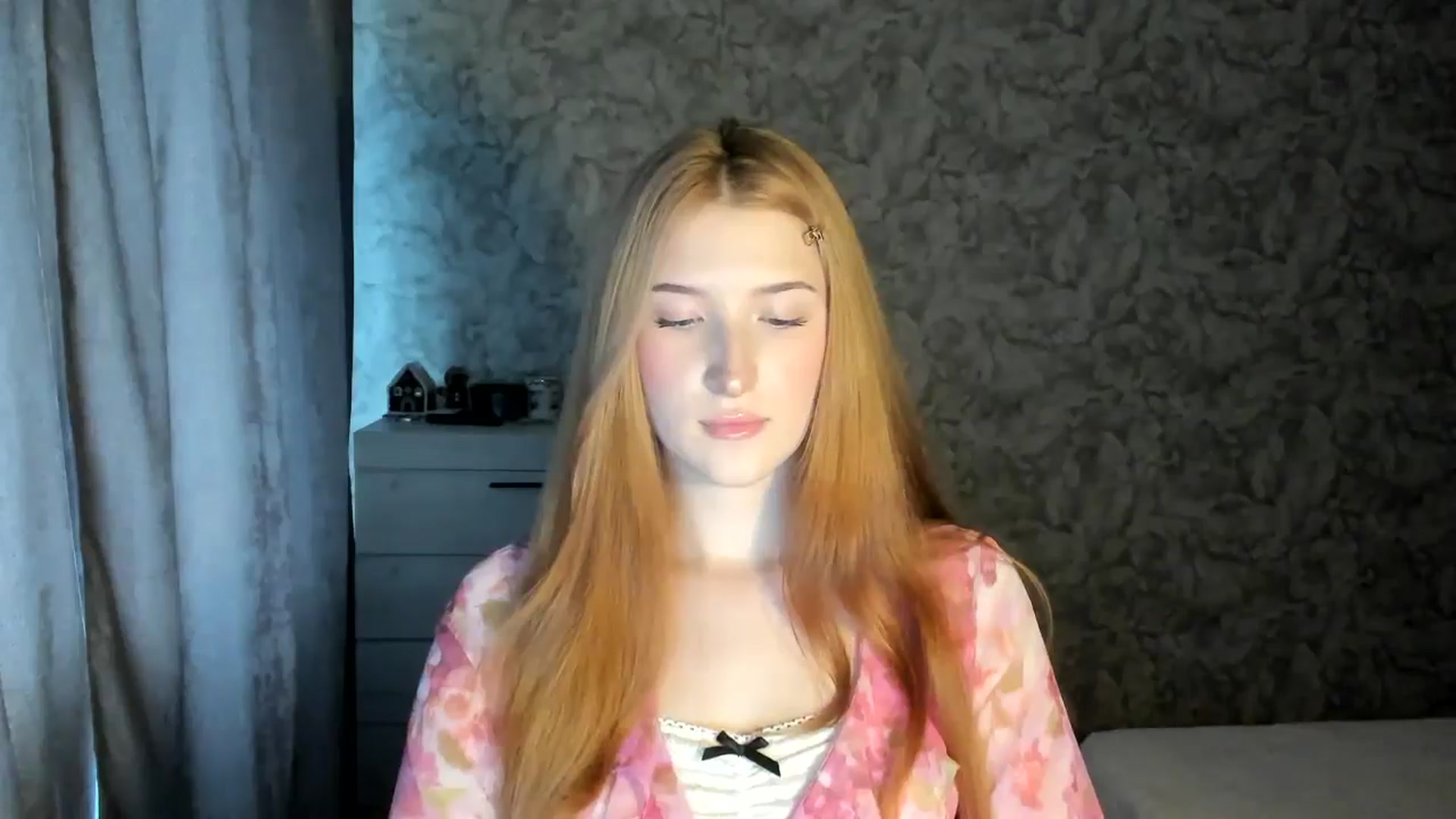 Gallery image thumbnail from Ilona_Here's myfreecams stream on, 01/08/2026, 11:33 image 19 of 20