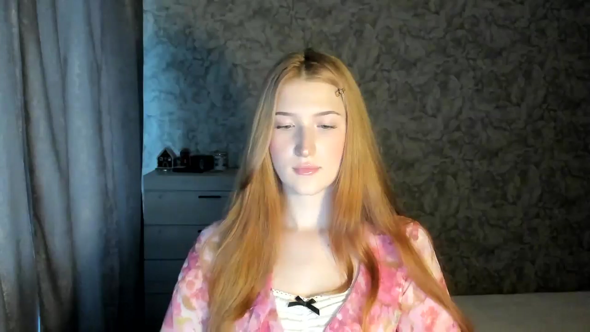 Gallery image thumbnail from Ilona_Here's myfreecams stream on, 01/08/2026, 11:33 image 8 of 20