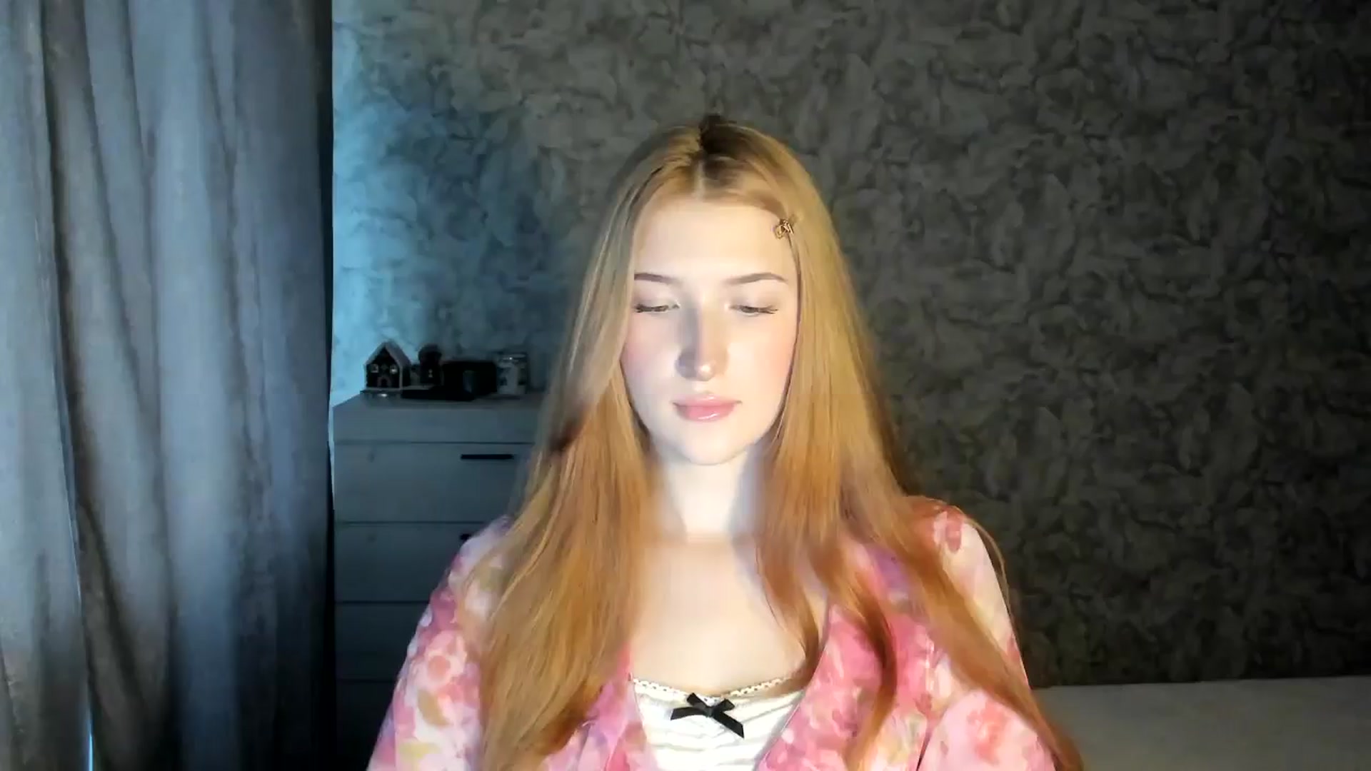 Gallery image thumbnail from Ilona_Here's myfreecams stream on, 01/08/2026, 11:33 image 10 of 20