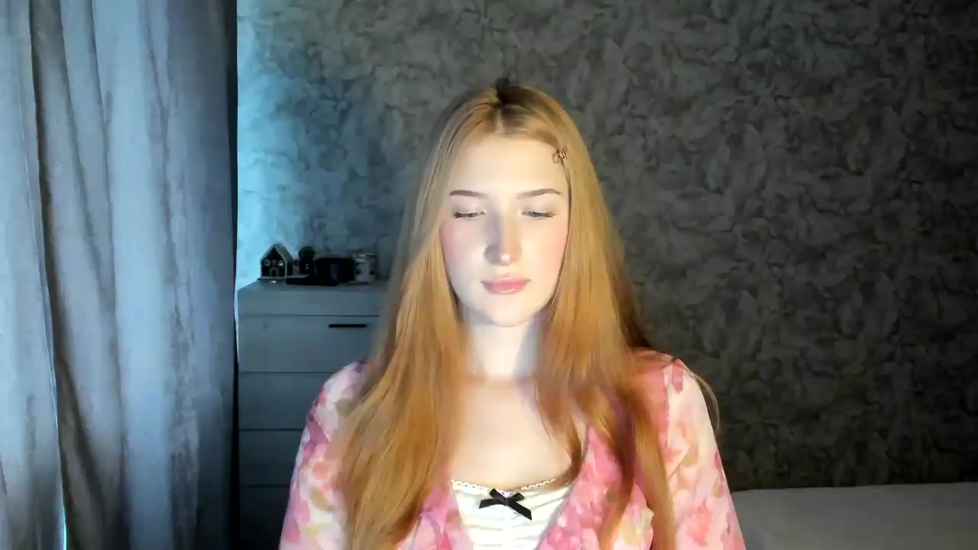 Gallery image thumbnail from Ilona_Here's myfreecams stream on, 01/08/2026, 11:33 image 16 of 20