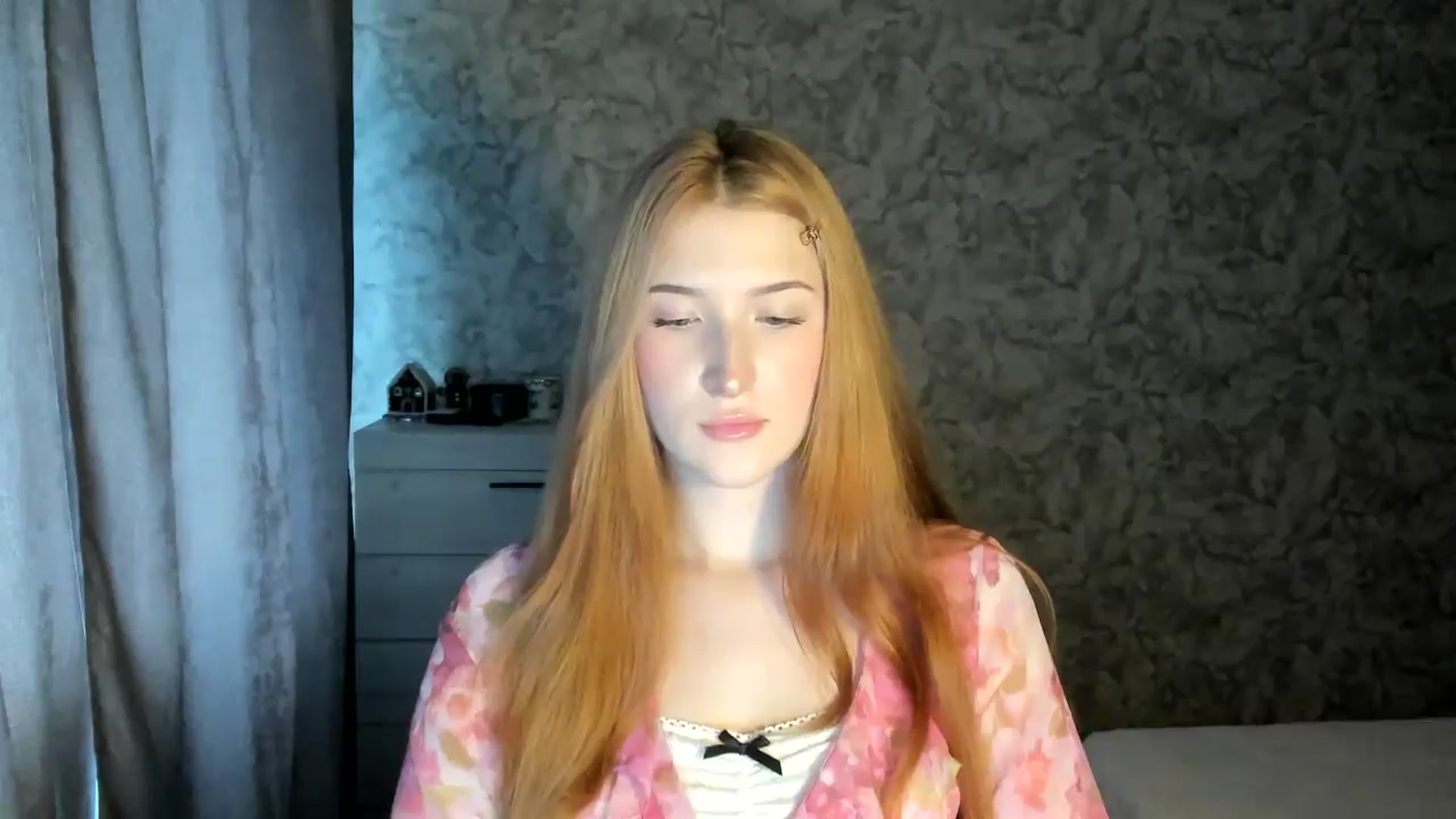 Gallery image thumbnail from Ilona_Here's myfreecams stream on, 01/08/2026, 11:33 image 18 of 20
