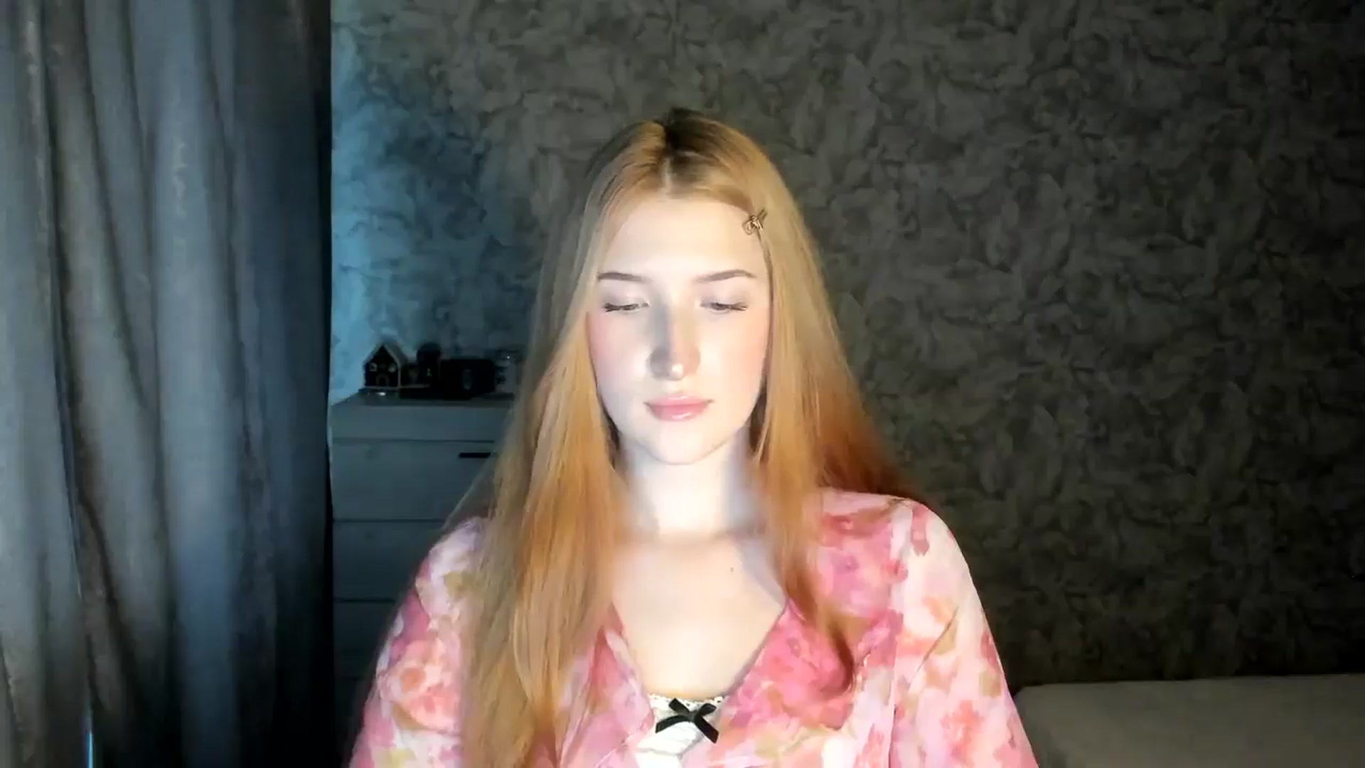 Gallery image thumbnail from Ilona_Here's myfreecams stream on, 01/08/2026, 12:26 image 9 of 20