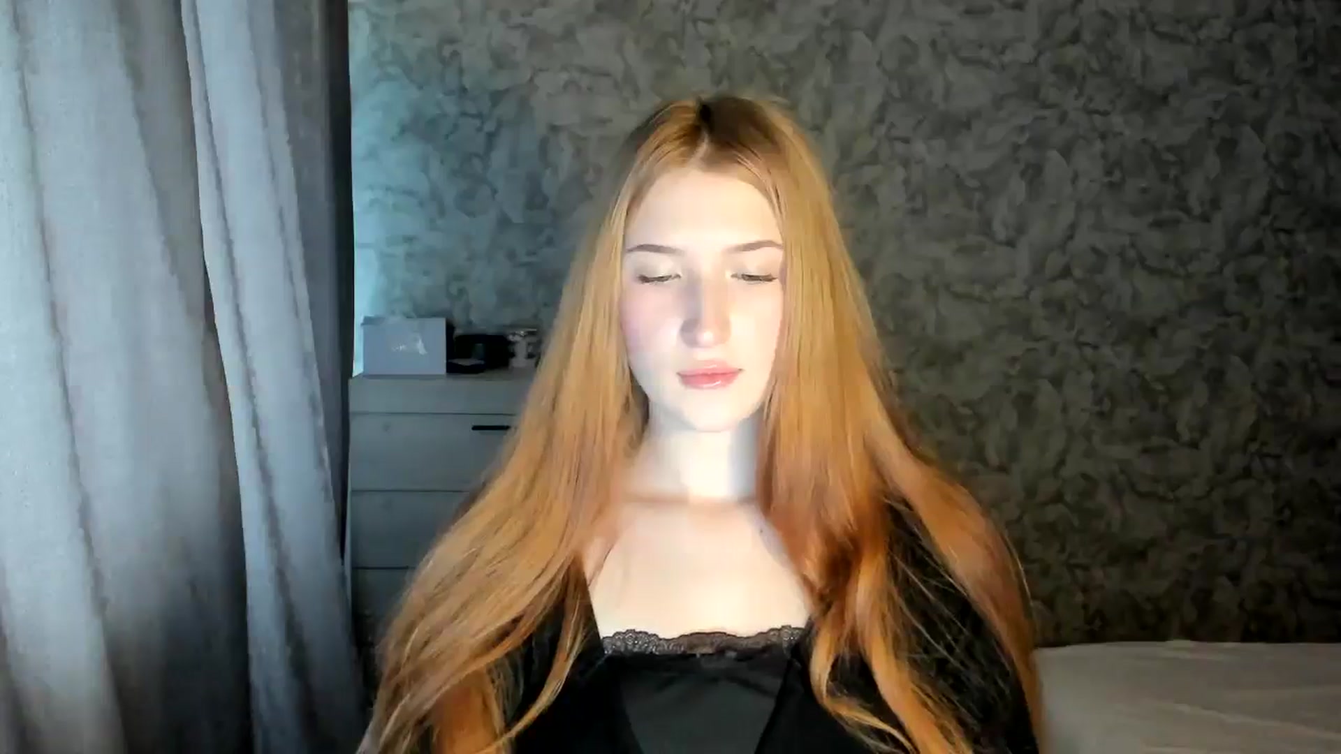 Gallery image thumbnail from Ilona_Here's myfreecams stream on, 01/09/2026, 10:16 image 8 of 20