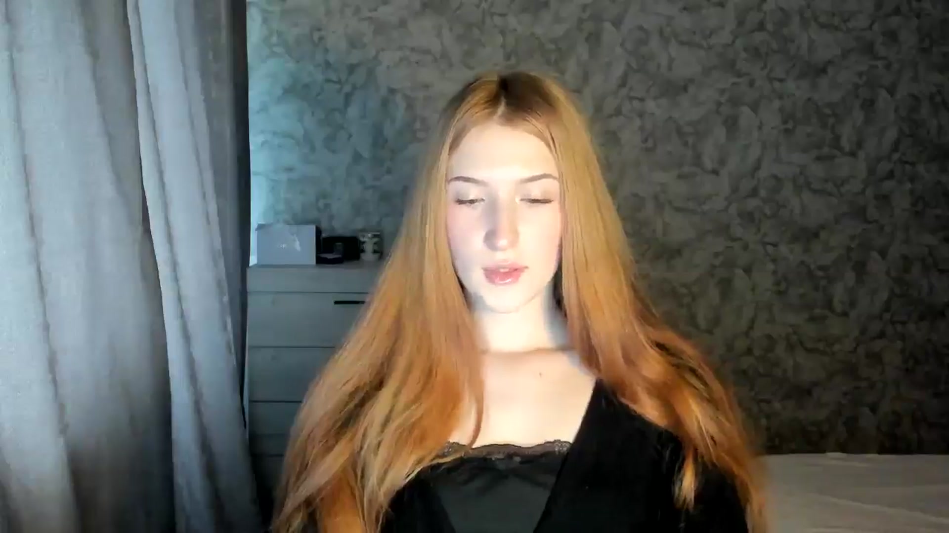 Gallery image thumbnail from Ilona_Here's myfreecams stream on, 01/09/2026, 10:16 image 7 of 20