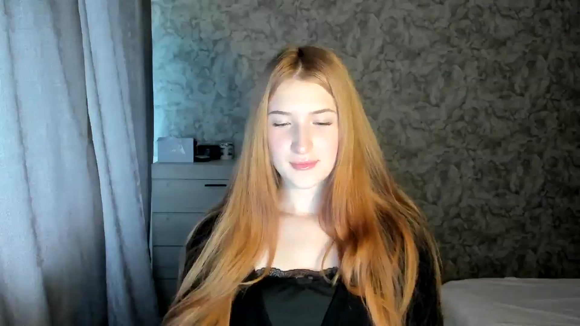 Gallery image thumbnail from Ilona_Here's myfreecams stream on, 01/09/2026, 10:16 image 14 of 20