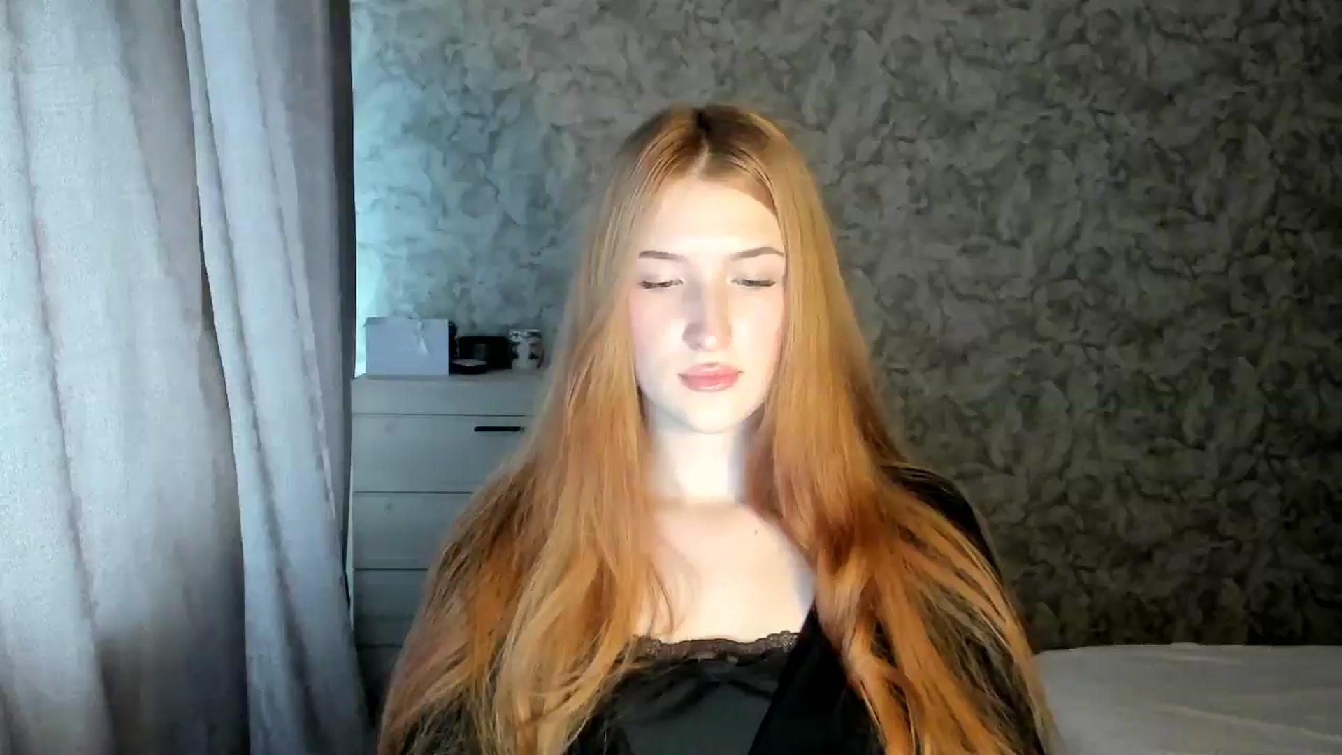 Gallery image thumbnail from Ilona_Here's myfreecams stream on, 01/09/2026, 11:09 image 6 of 20