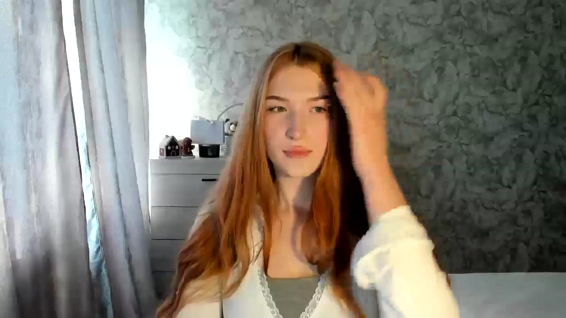 Gallery image thumbnail from Ilona_Here's myfreecams stream on, 01/12/2026, 09:46 image 4 of 20