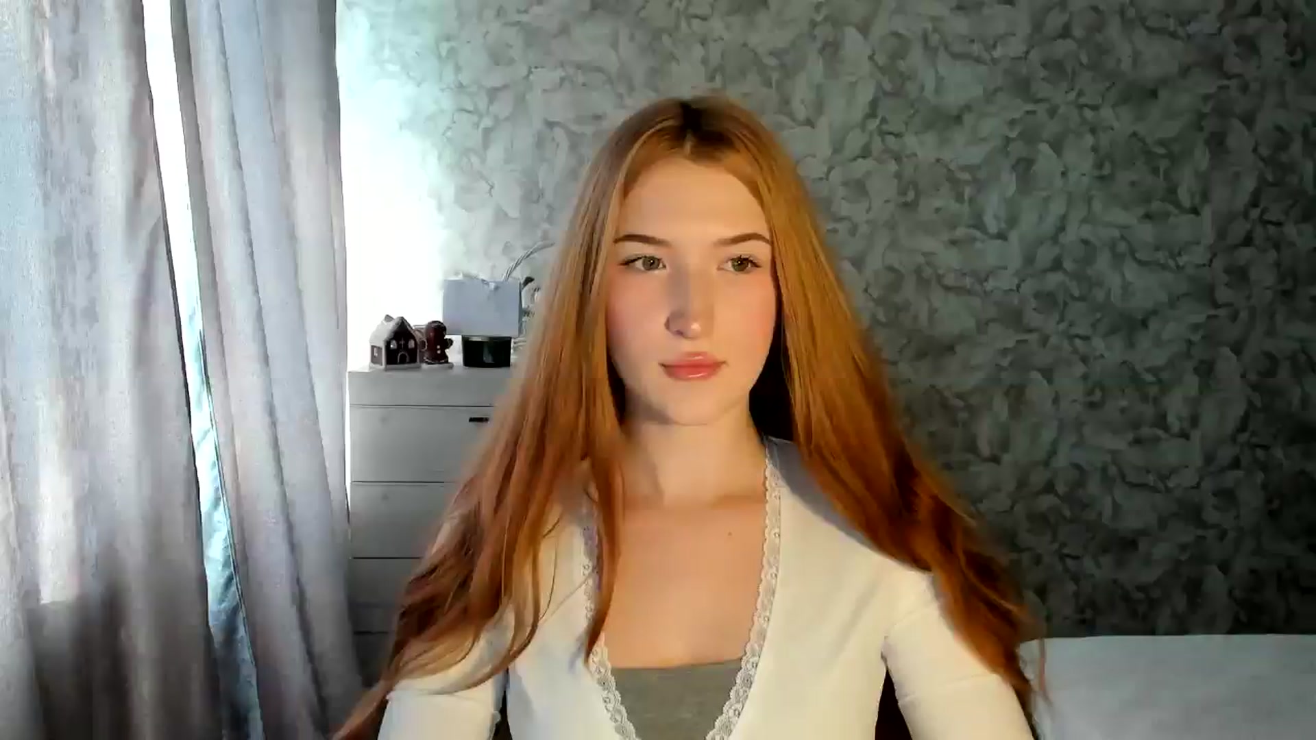 Gallery image thumbnail from Ilona_Here's myfreecams stream on, 01/12/2026, 09:46 image 1 of 20