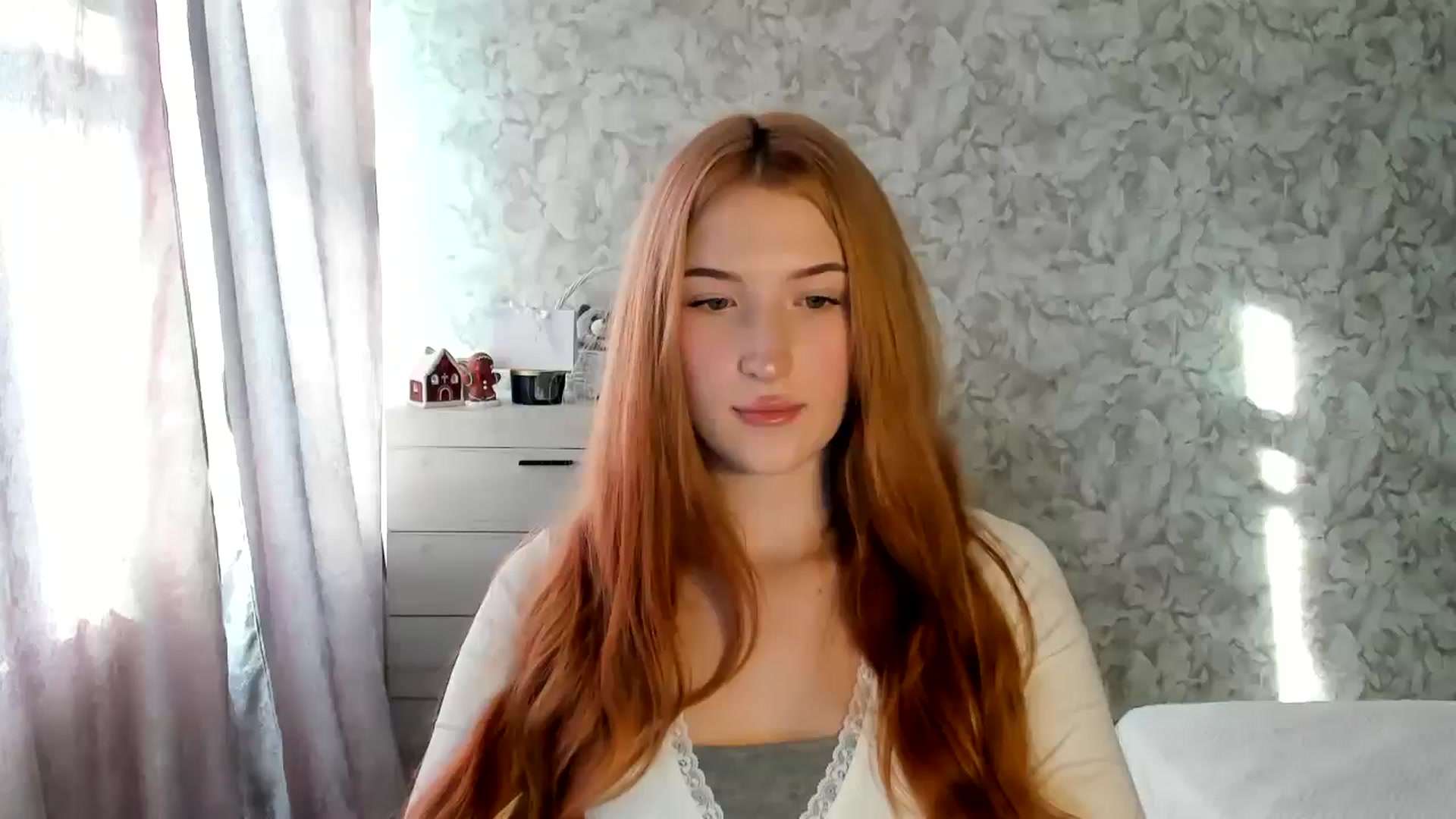 Gallery image thumbnail from Ilona_Here's myfreecams stream on, 01/12/2026, 11:19 image 7 of 20