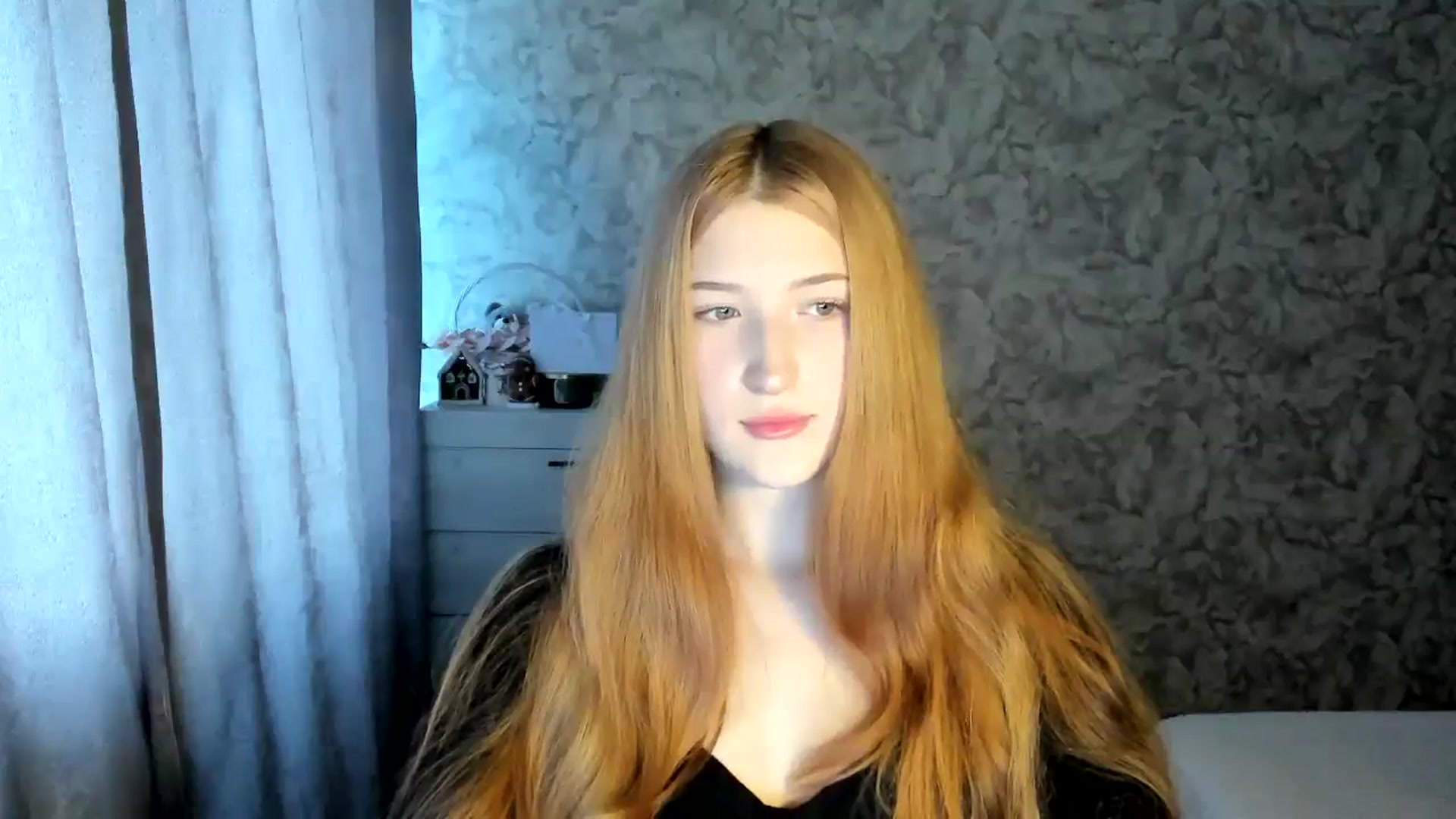 Gallery image thumbnail from Ilona_Here's myfreecams stream on, 01/13/2026, 11:52 image 14 of 20