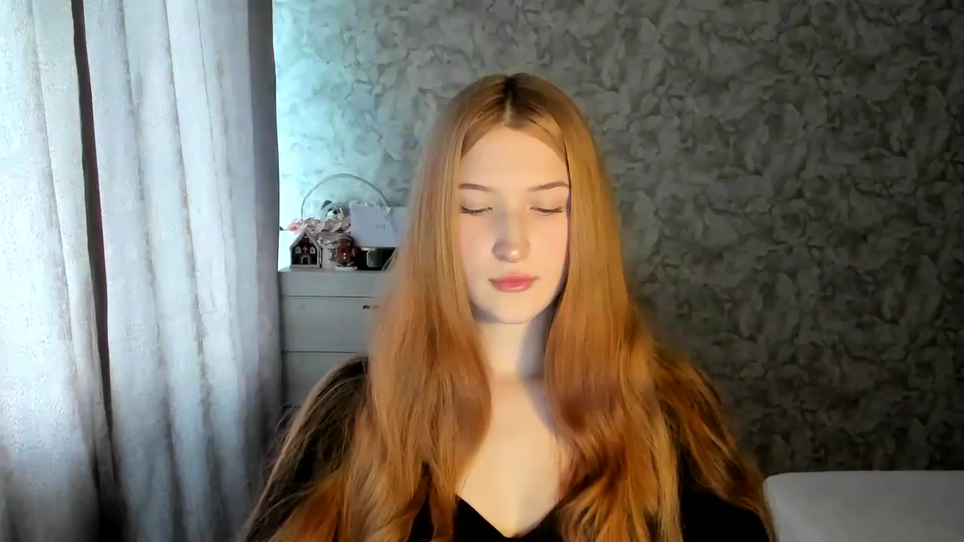 Gallery image thumbnail from Ilona_Here's myfreecams stream on, 01/13/2026, 11:52 image 3 of 20
