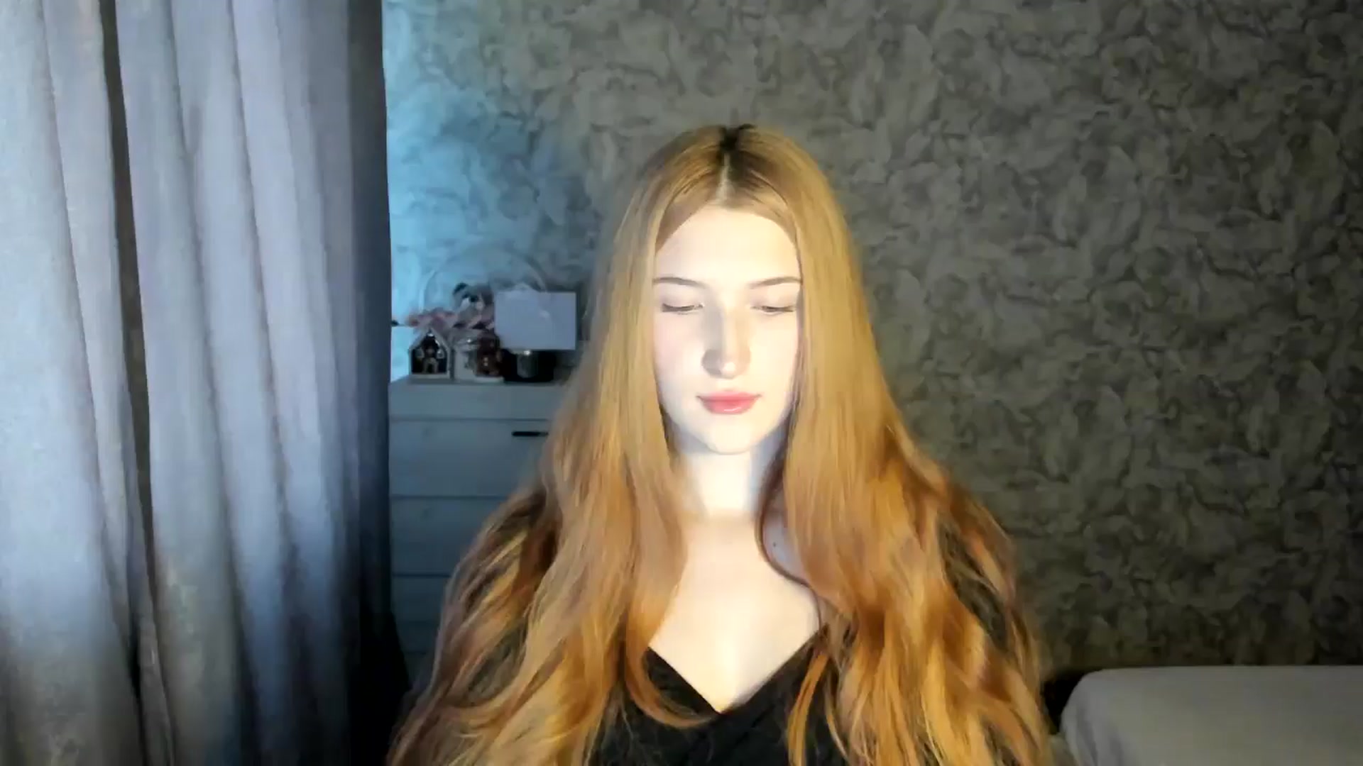 Gallery image thumbnail from Ilona_Here's myfreecams stream on, 01/13/2026, 13:57 image 19 of 20