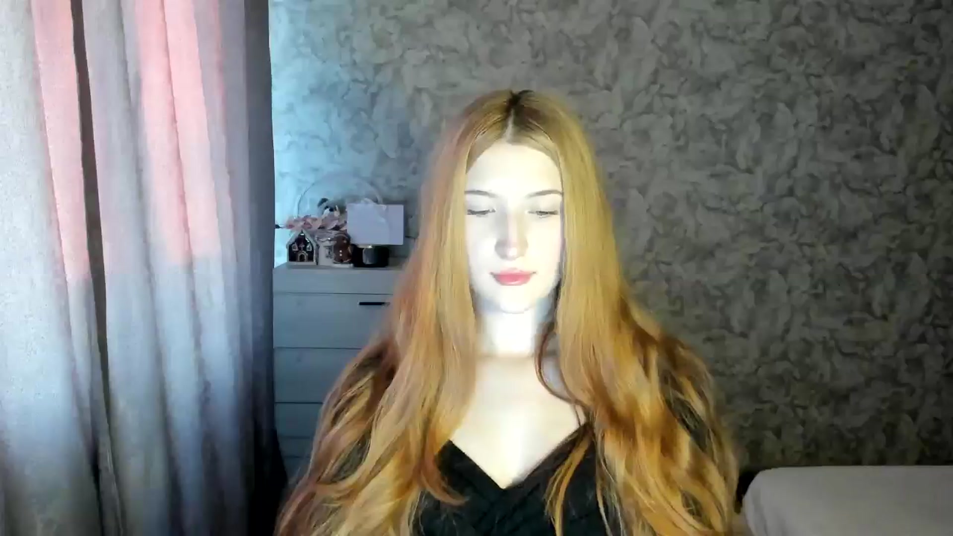 Gallery image thumbnail from Ilona_Here's myfreecams stream on, 01/13/2026, 13:57 image 16 of 20