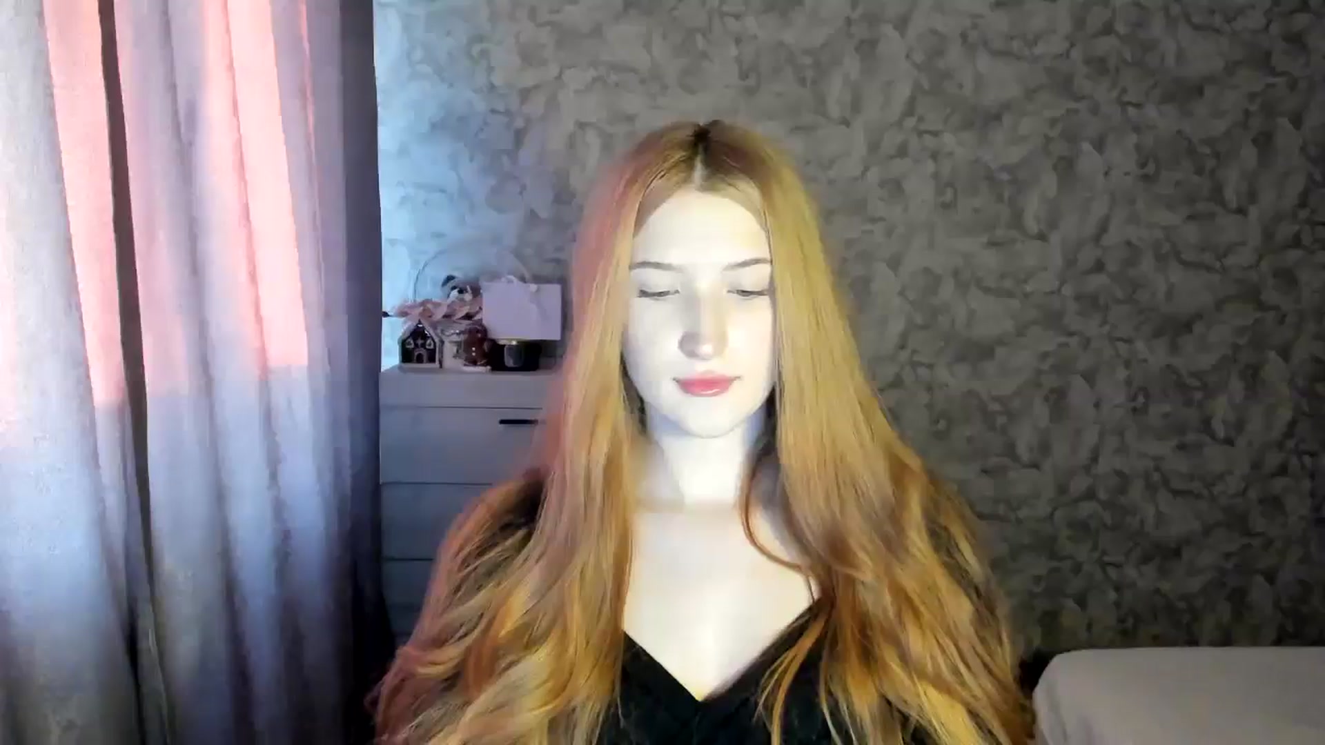 Gallery image thumbnail from Ilona_Here's myfreecams stream on, 01/13/2026, 13:57 image 6 of 20
