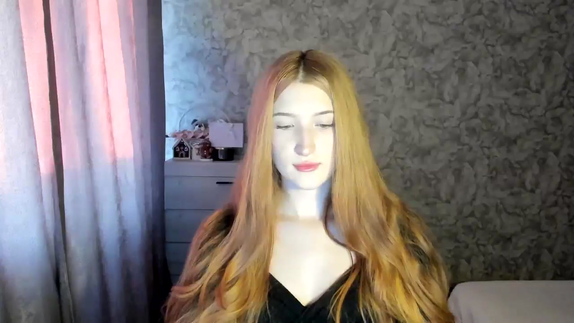 Gallery image thumbnail from Ilona_Here's myfreecams stream on, 01/13/2026, 13:57 image 8 of 20