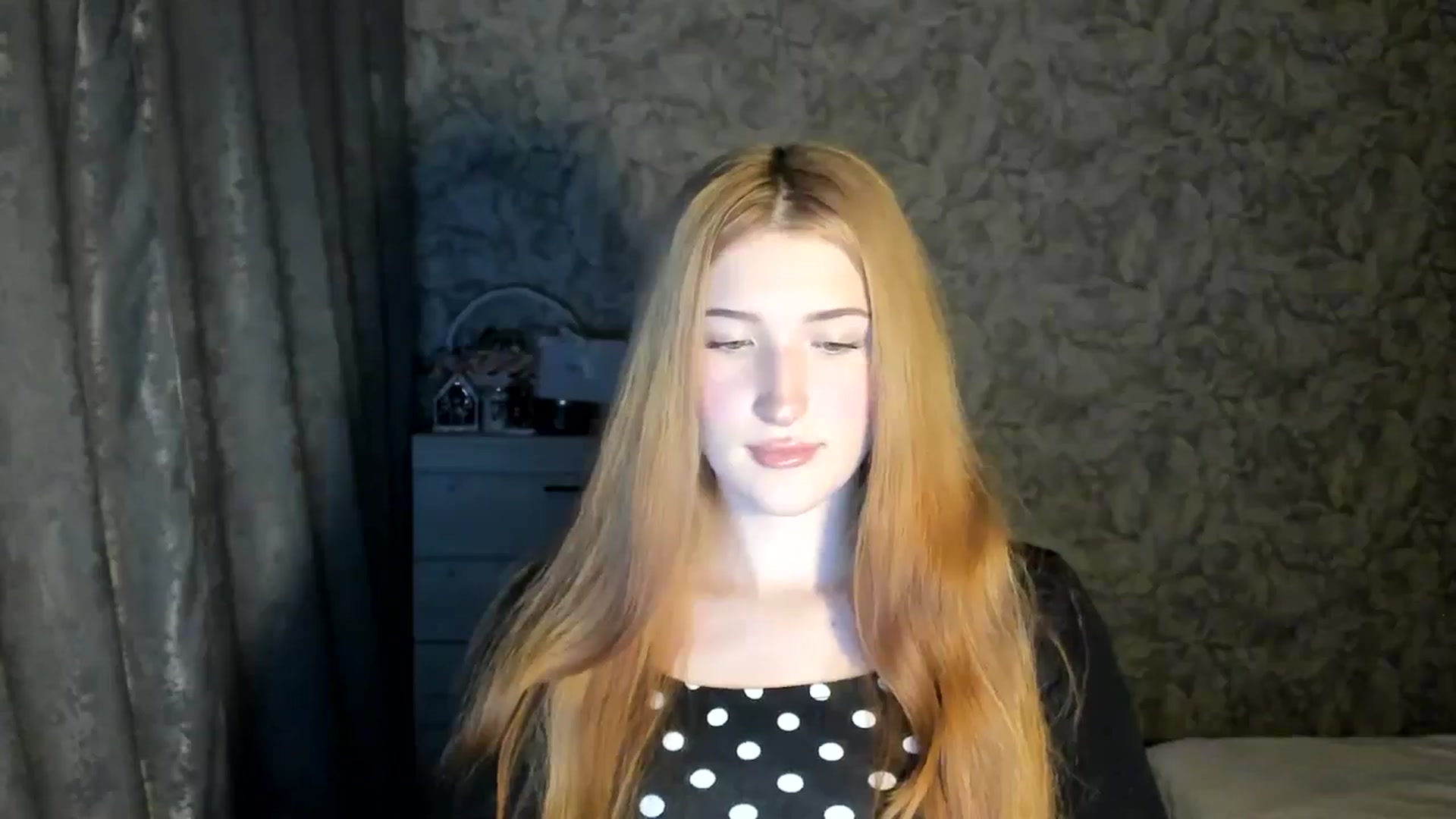 Gallery image thumbnail from Ilona_Here's myfreecams stream on, 01/14/2026, 16:28 image 5 of 20