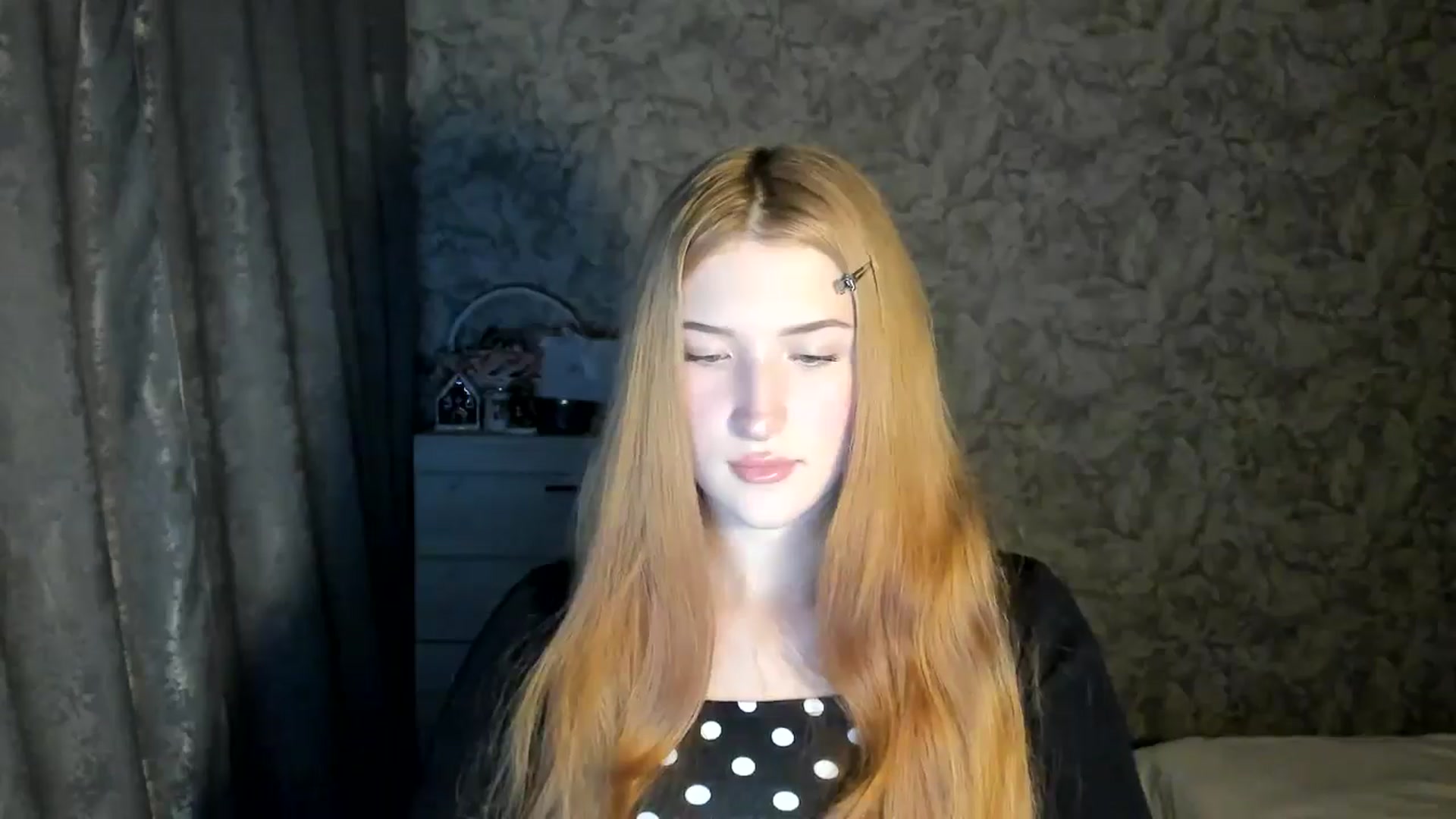 Gallery image thumbnail from Ilona_Here's myfreecams stream on, 01/14/2026, 16:28 image 14 of 20