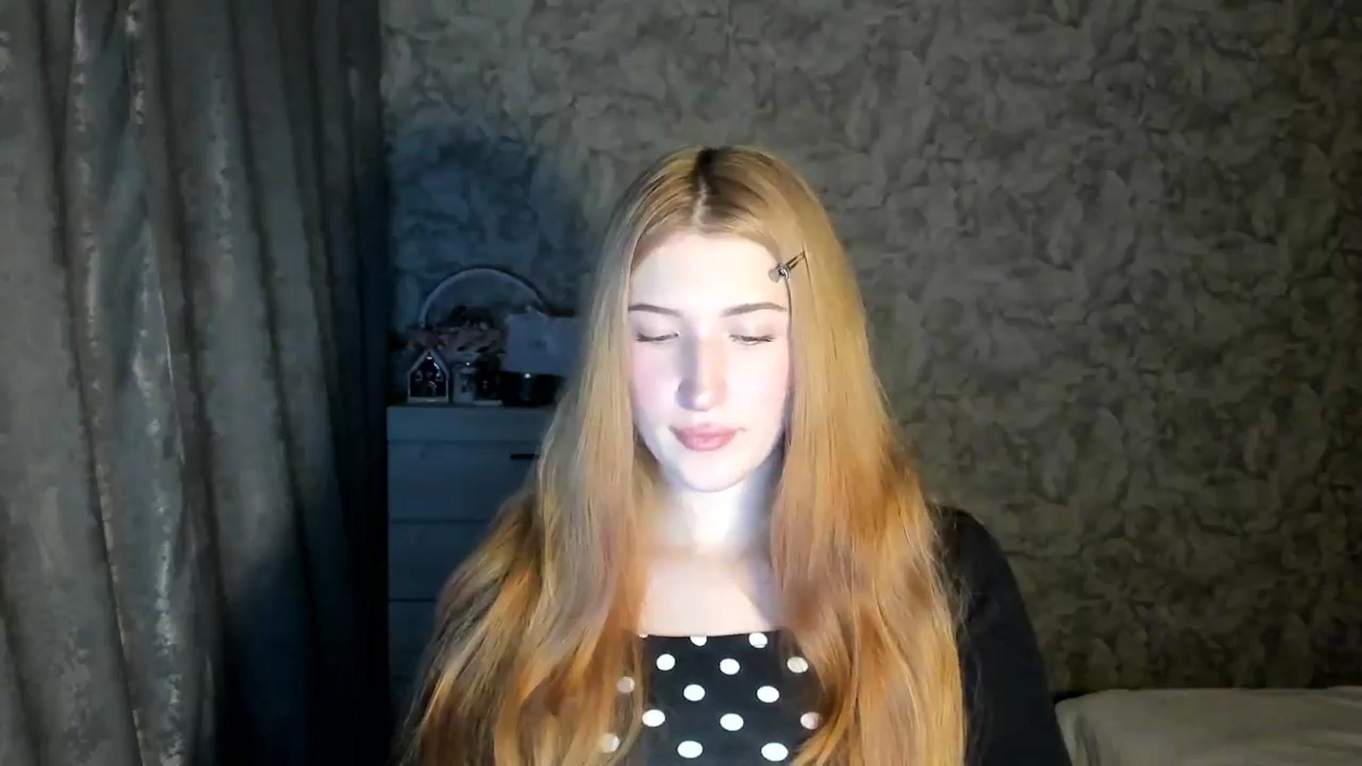 Gallery image thumbnail from Ilona_Here's myfreecams stream on, 01/14/2026, 16:28 image 18 of 20