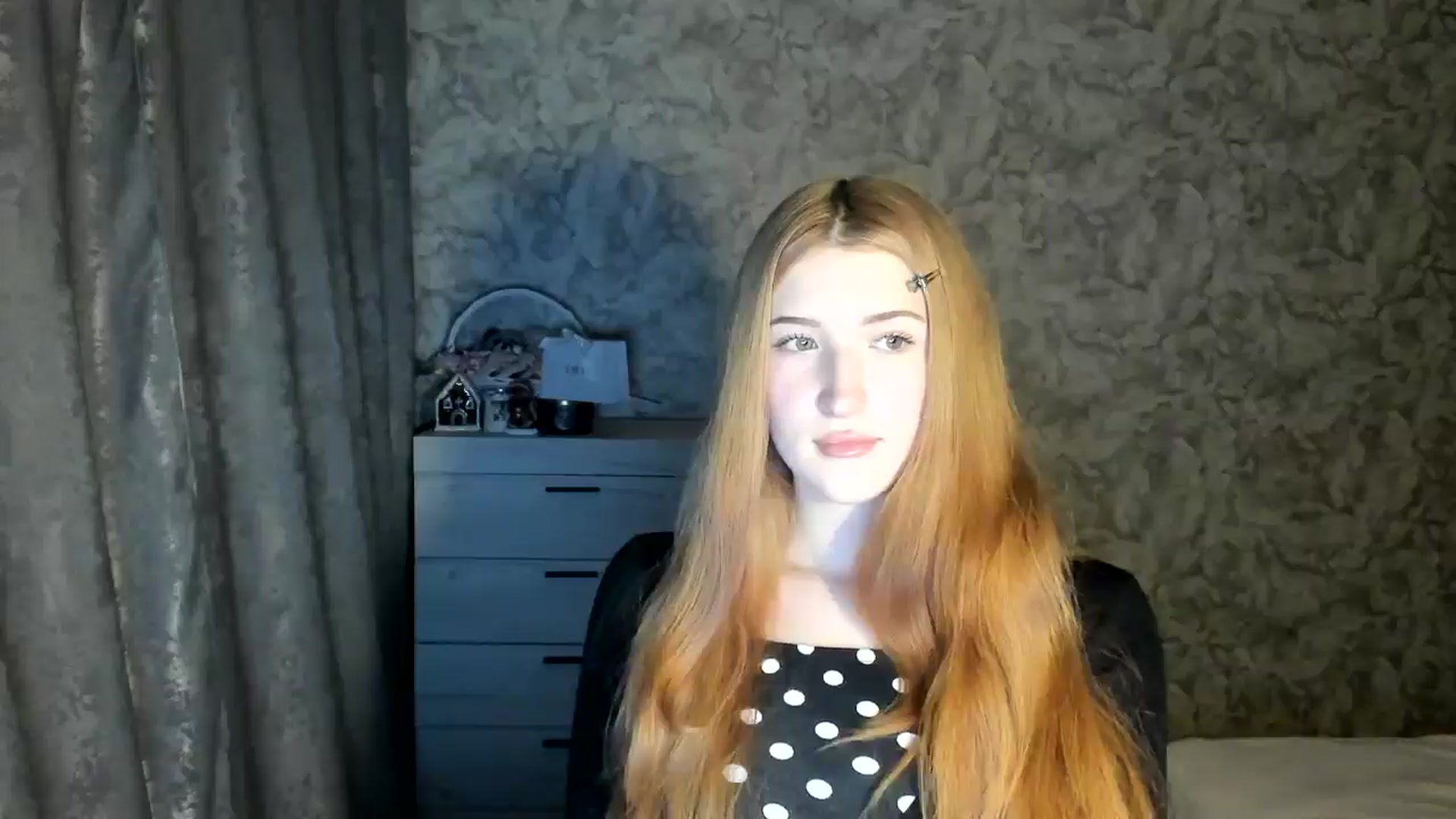 Gallery image thumbnail from Ilona_Here's myfreecams stream on, 01/14/2026, 17:07 image 13 of 20