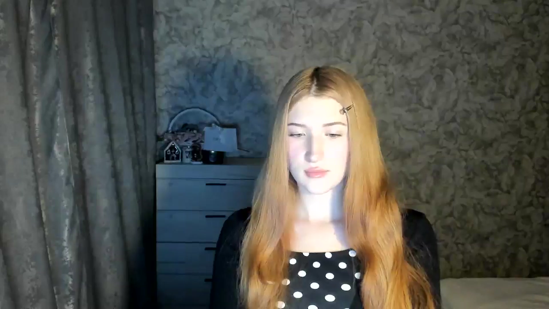 Gallery image thumbnail from Ilona_Here's myfreecams stream on, 01/14/2026, 17:07 image 16 of 20