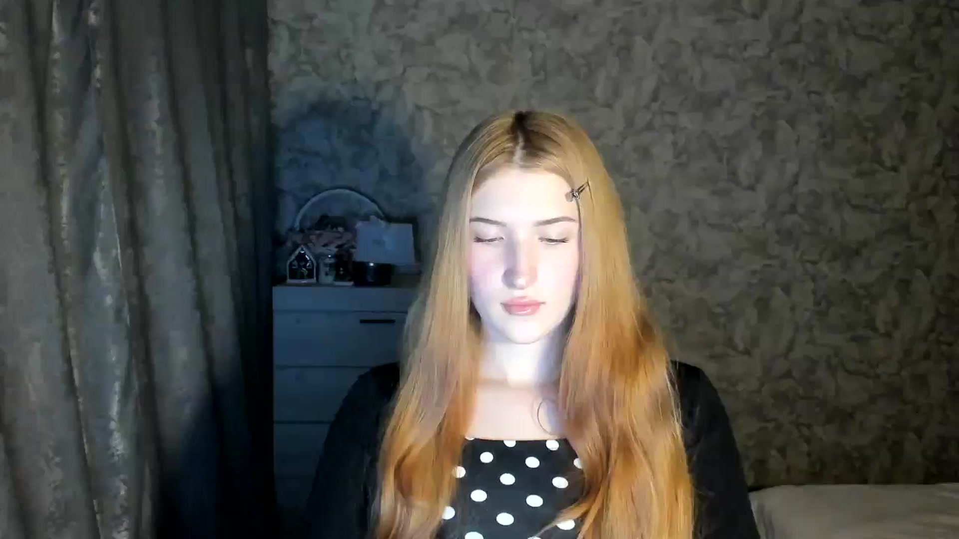 Gallery image thumbnail from Ilona_Here's myfreecams stream on, 01/14/2026, 17:07 image 1 of 20