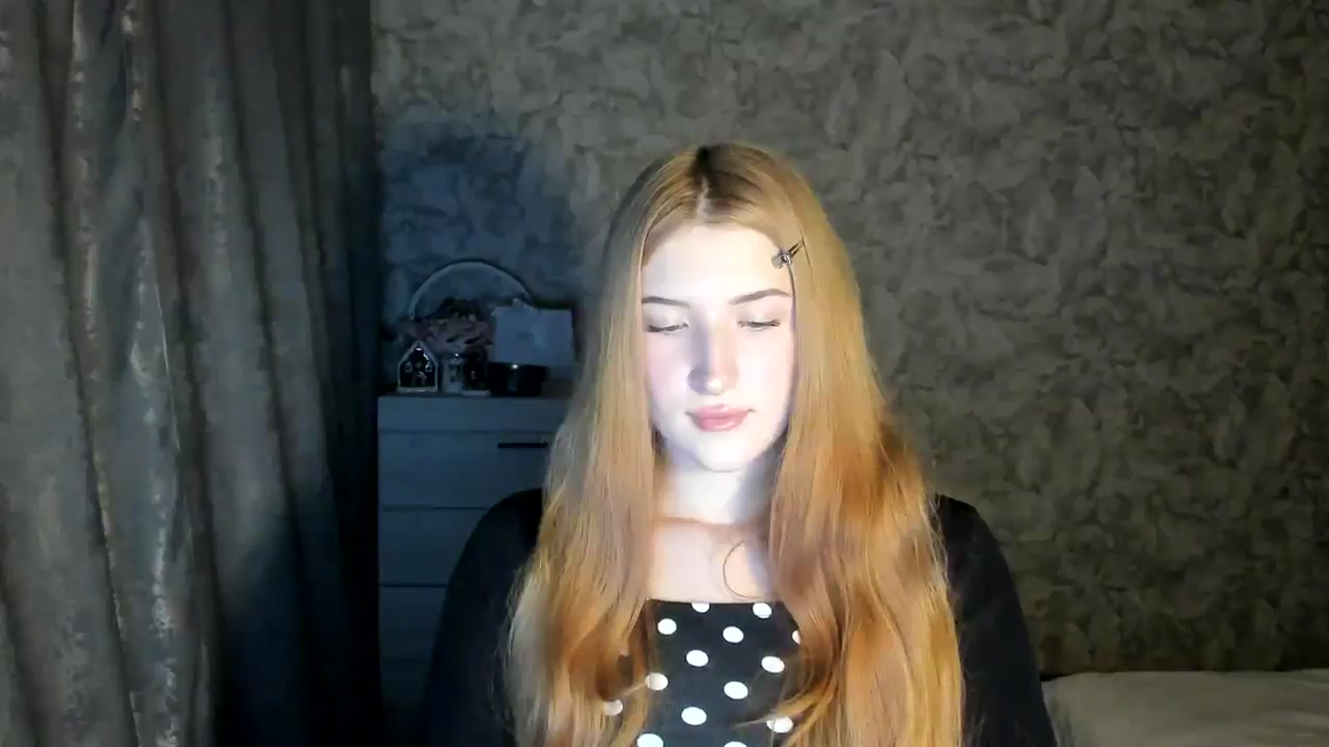Gallery image thumbnail from Ilona_Here's myfreecams stream on, 01/14/2026, 17:07 image 6 of 20