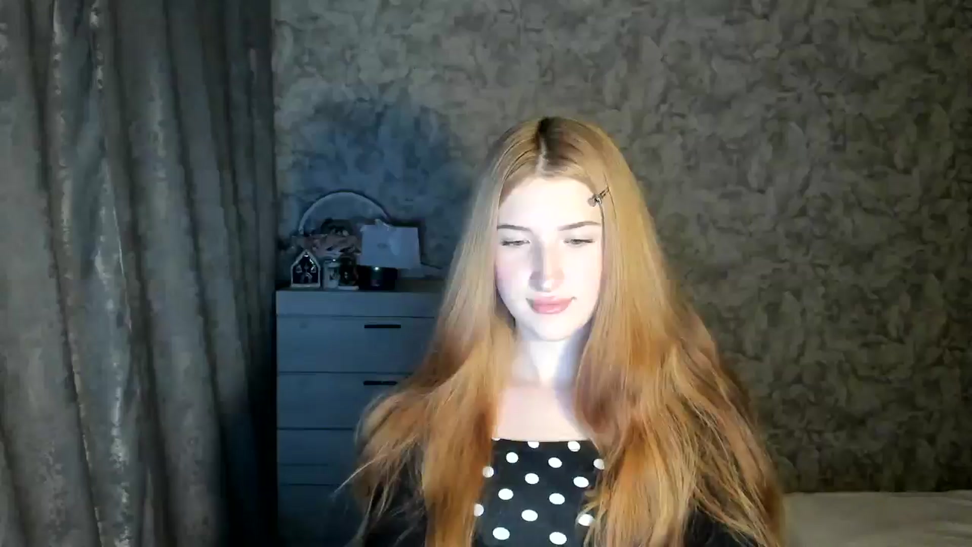 Gallery image thumbnail from Ilona_Here's myfreecams stream on, 01/14/2026, 18:06 image 12 of 20