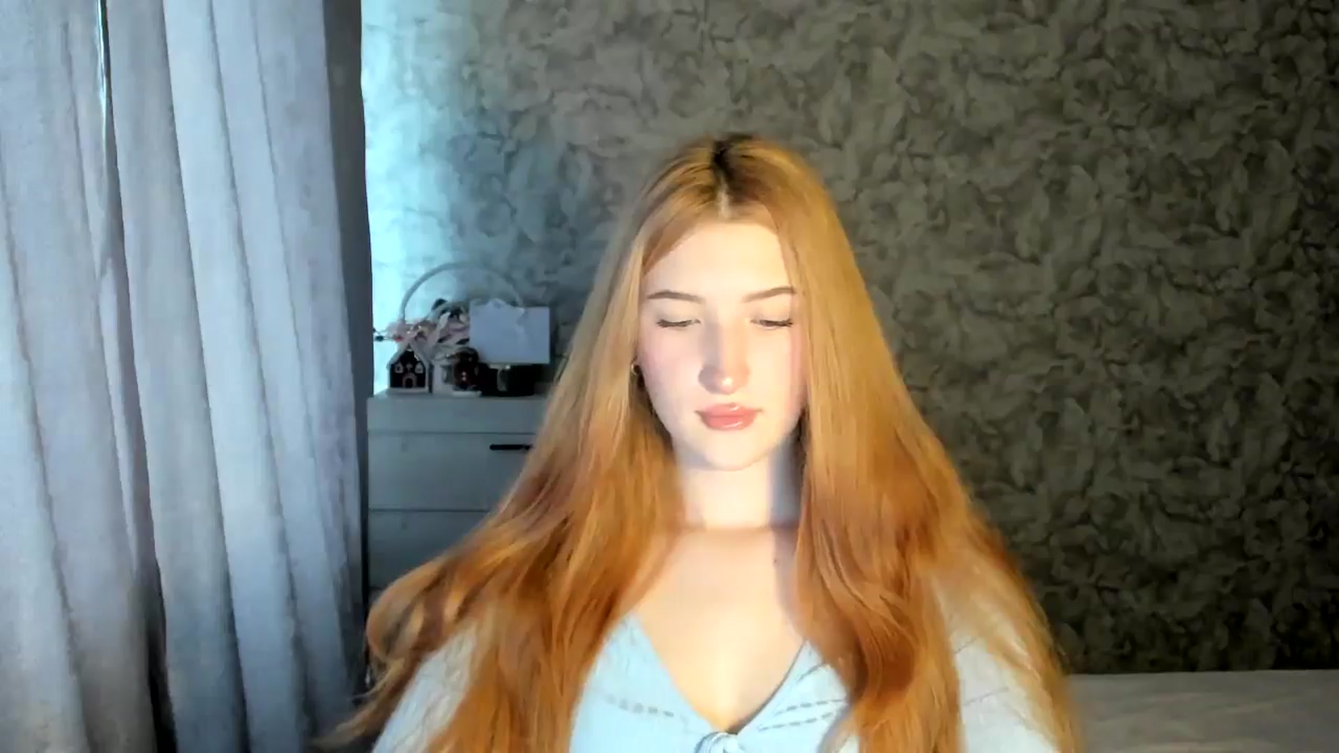 Gallery image thumbnail from Ilona_Here's myfreecams stream on, 01/15/2026, 09:38 image 15 of 20