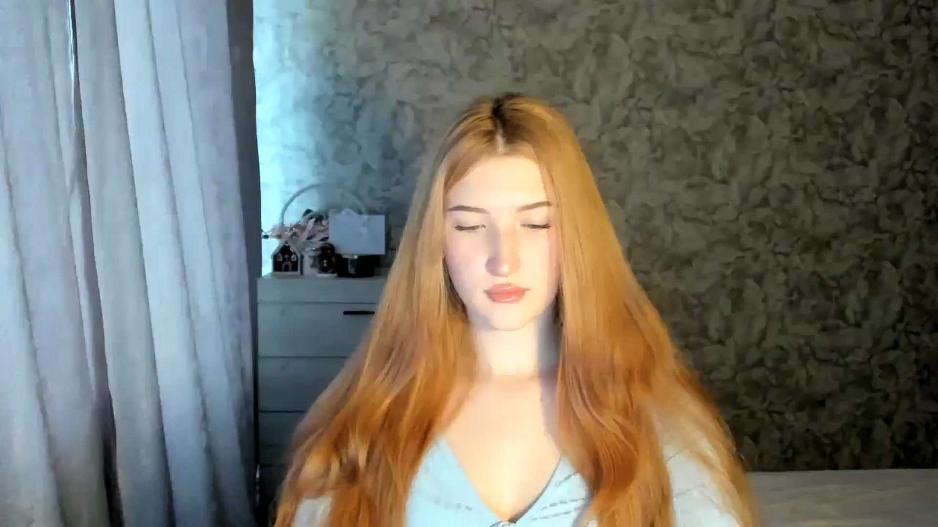 Gallery image thumbnail from Ilona_Here's myfreecams stream on, 01/15/2026, 09:38 image 16 of 20