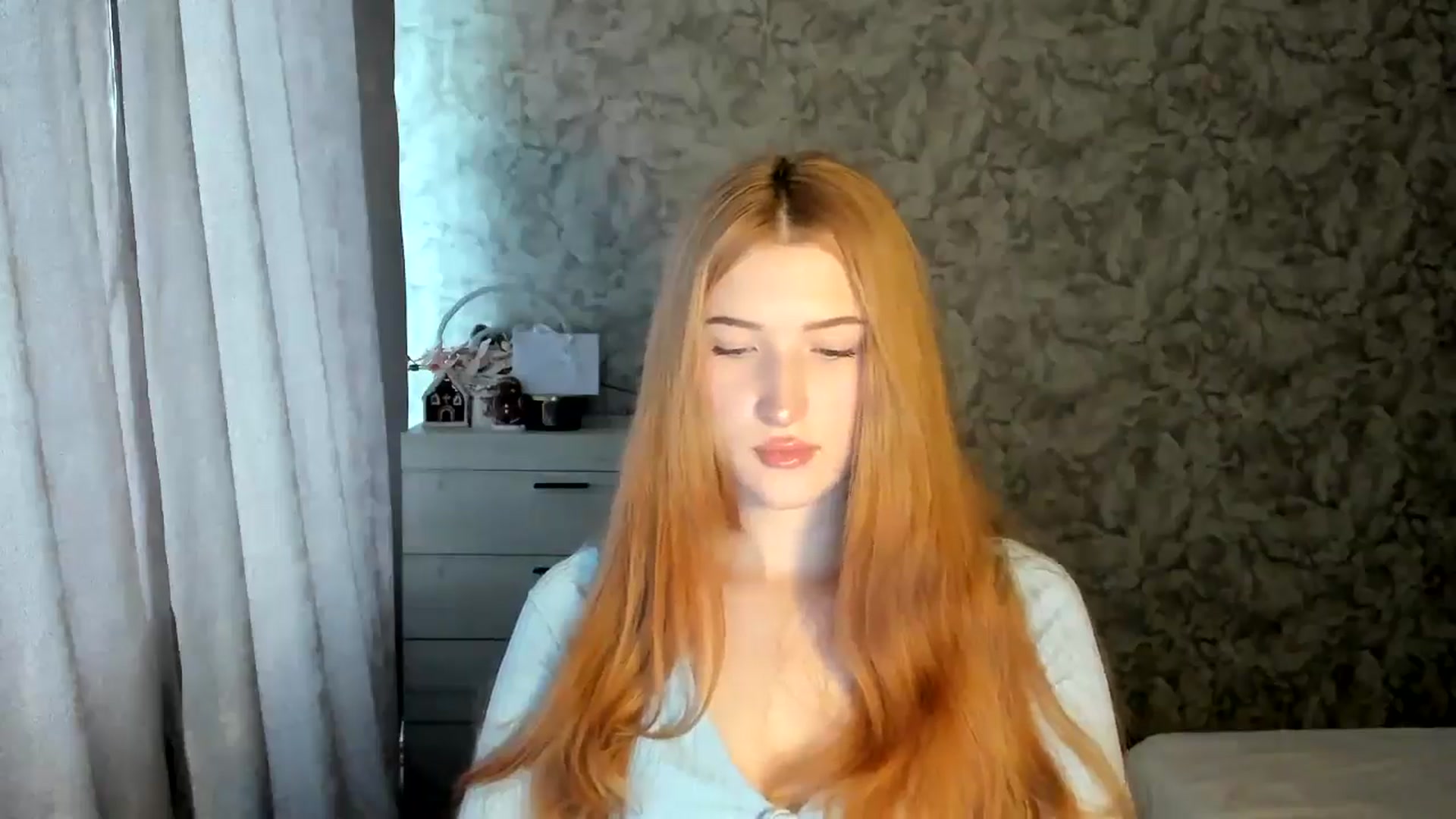 Gallery image thumbnail from Ilona_Here's myfreecams stream on, 01/15/2026, 11:39 image 9 of 20