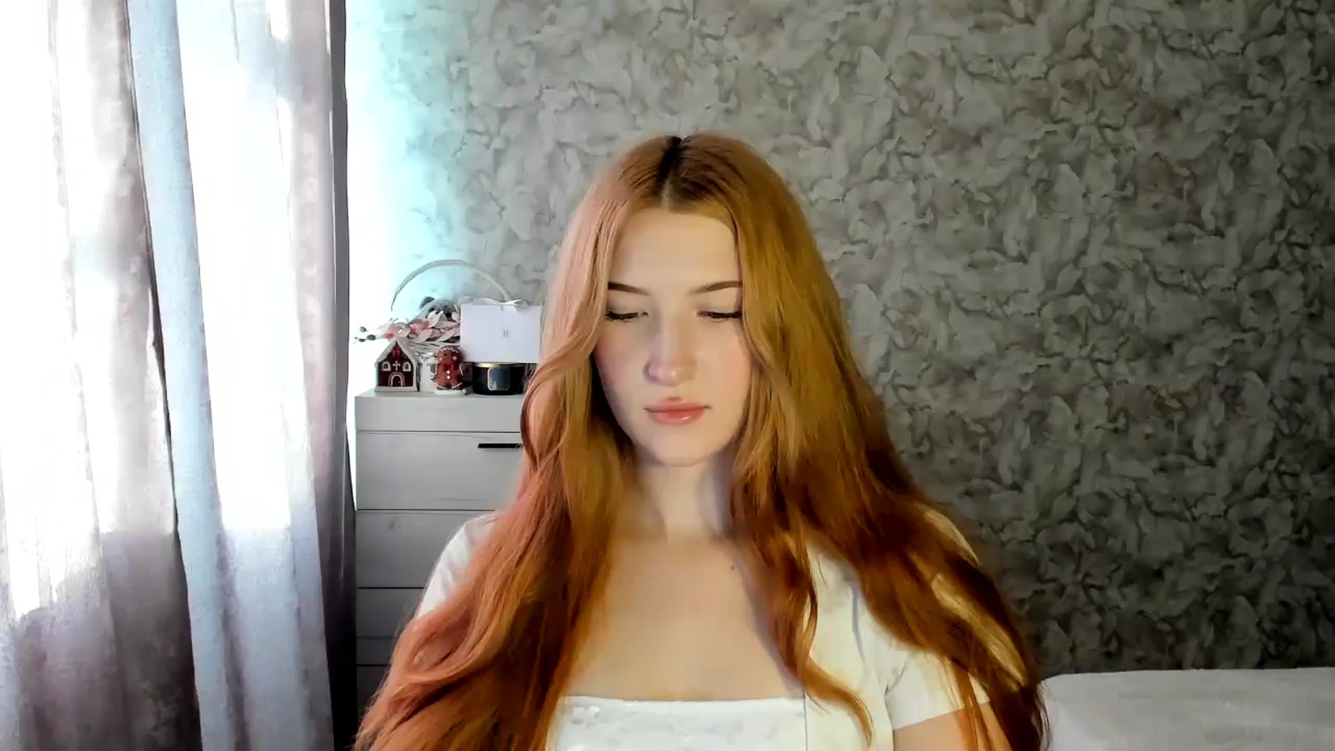 Gallery image thumbnail from Ilona_Here's myfreecams stream on, 01/16/2026, 12:39 image 16 of 20