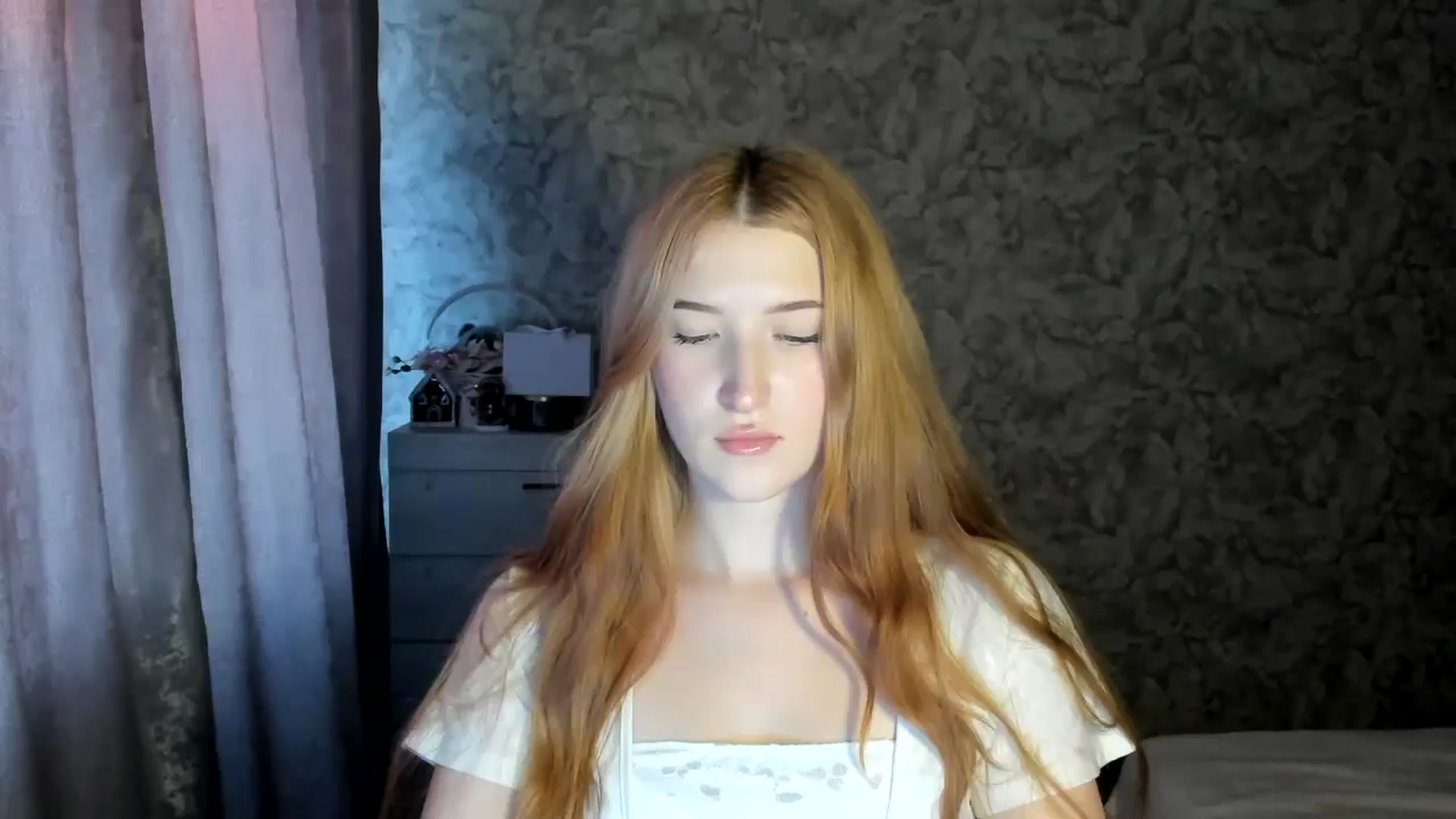 Gallery image thumbnail from Ilona_Here's myfreecams stream on, 01/16/2026, 15:39 image 2 of 20