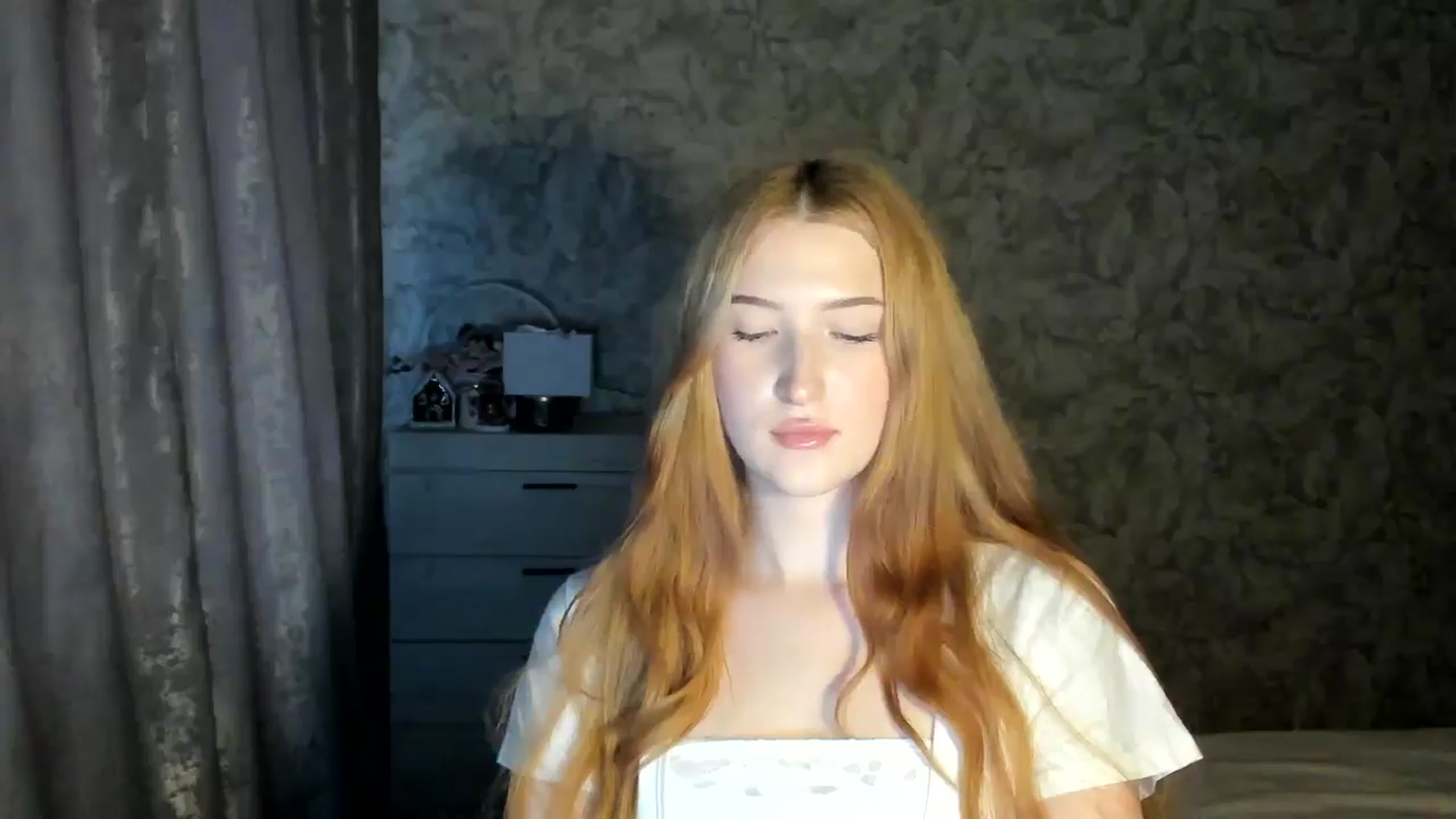 Gallery image thumbnail from Ilona_Here's myfreecams stream on, 01/16/2026, 15:39 image 7 of 20