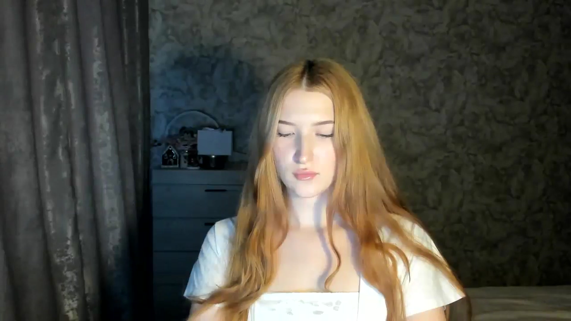 Gallery image thumbnail from Ilona_Here's myfreecams stream on, 01/16/2026, 15:39 image 8 of 20