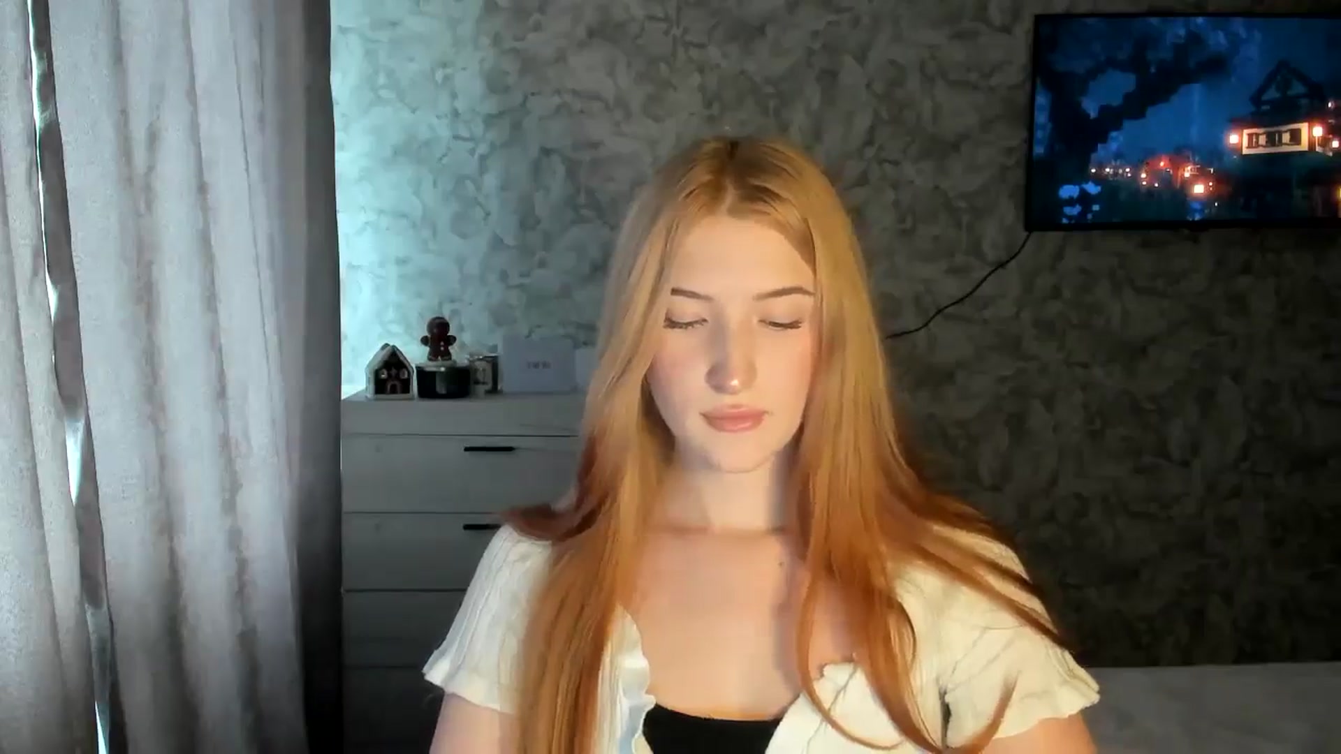 Gallery image thumbnail from Ilona_Here's myfreecams stream on, 01/27/2026, 12:55 image 10 of 20