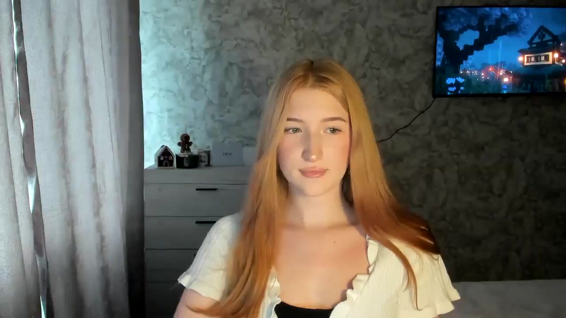 Gallery image thumbnail from Ilona_Here's myfreecams stream on, 01/27/2026, 12:55 image 7 of 20