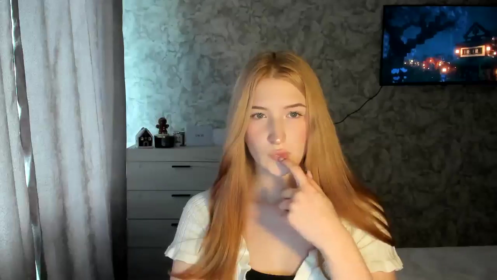 Gallery image thumbnail from Ilona_Here's myfreecams stream on, 01/27/2026, 12:55 image 9 of 20